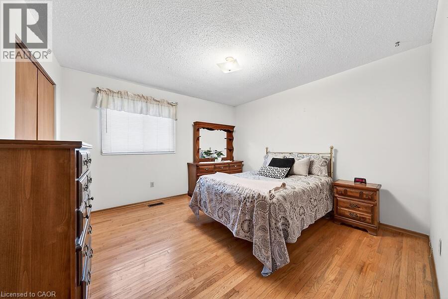 66 Highridge Avenue, Hamilton, Ontario  L8E 2S1 - Photo 14 - 40814940