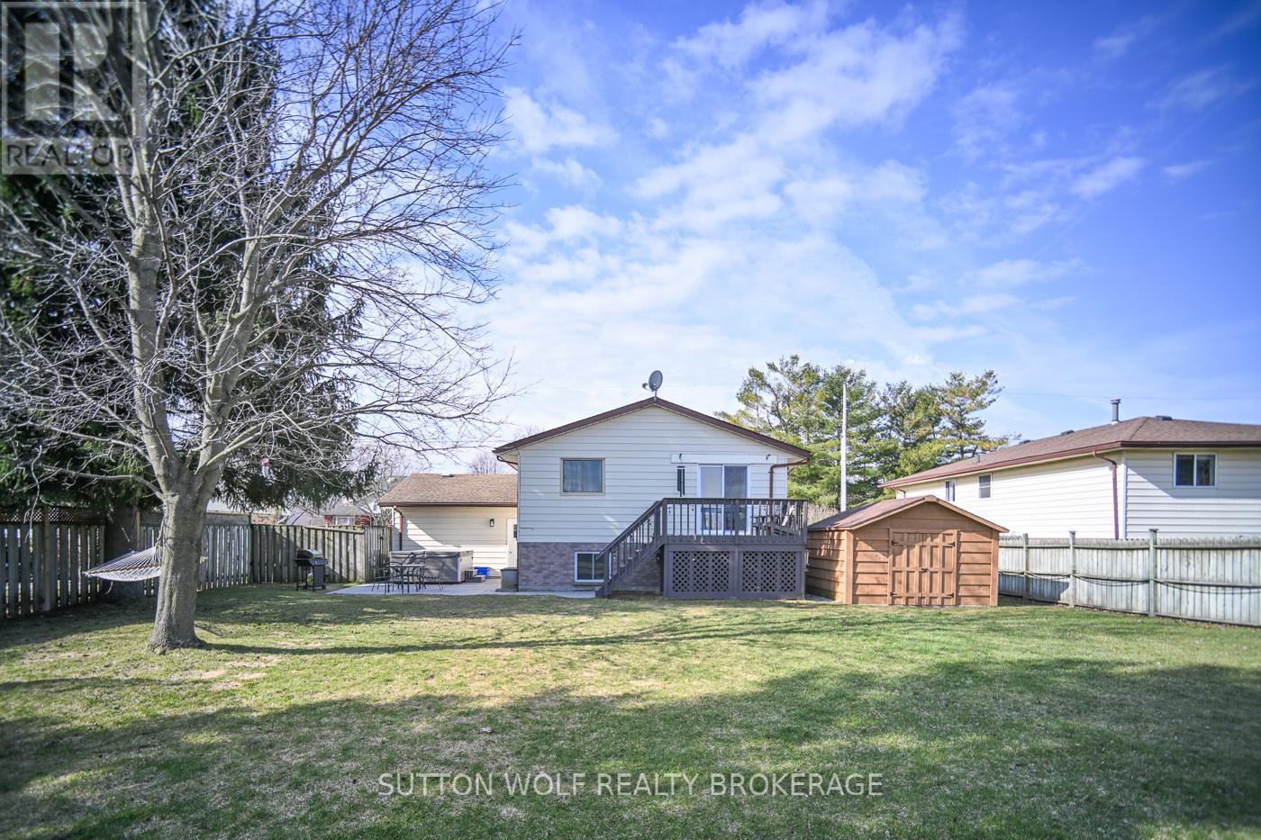2272 Bentim Road, Strathroy-Caradoc, Ontario  N0L 1W0 - Photo 32 - X12959986