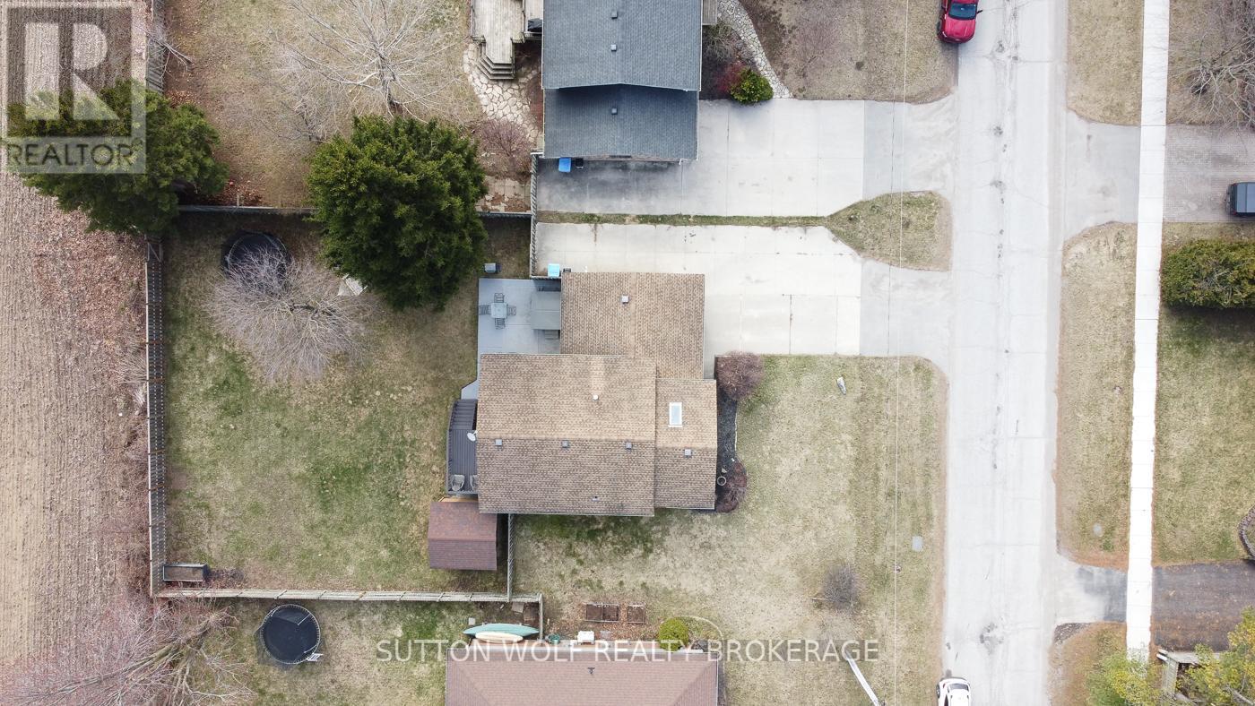 2272 Bentim Road, Strathroy-Caradoc, Ontario  N0L 1W0 - Photo 46 - X12959986