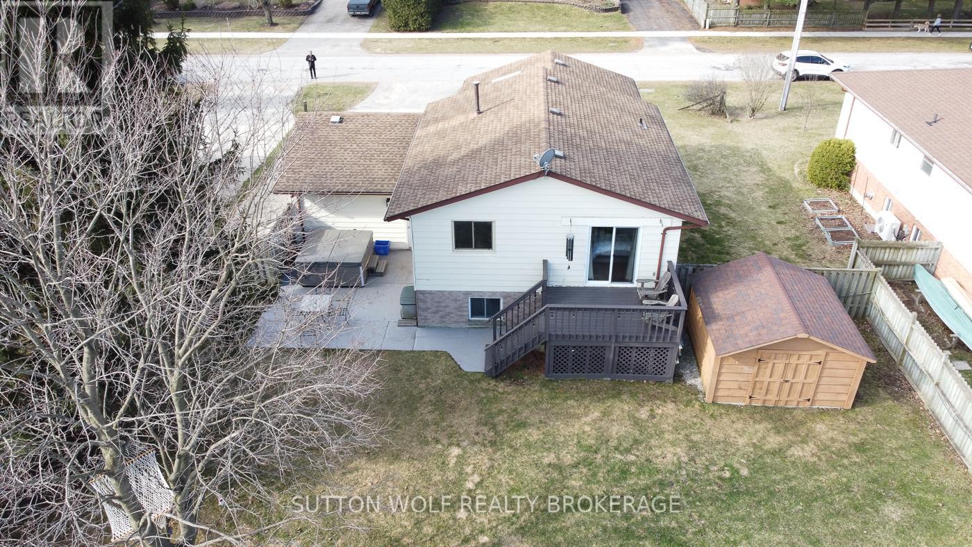2272 Bentim Road, Strathroy-Caradoc, Ontario  N0L 1W0 - Photo 47 - X12959986
