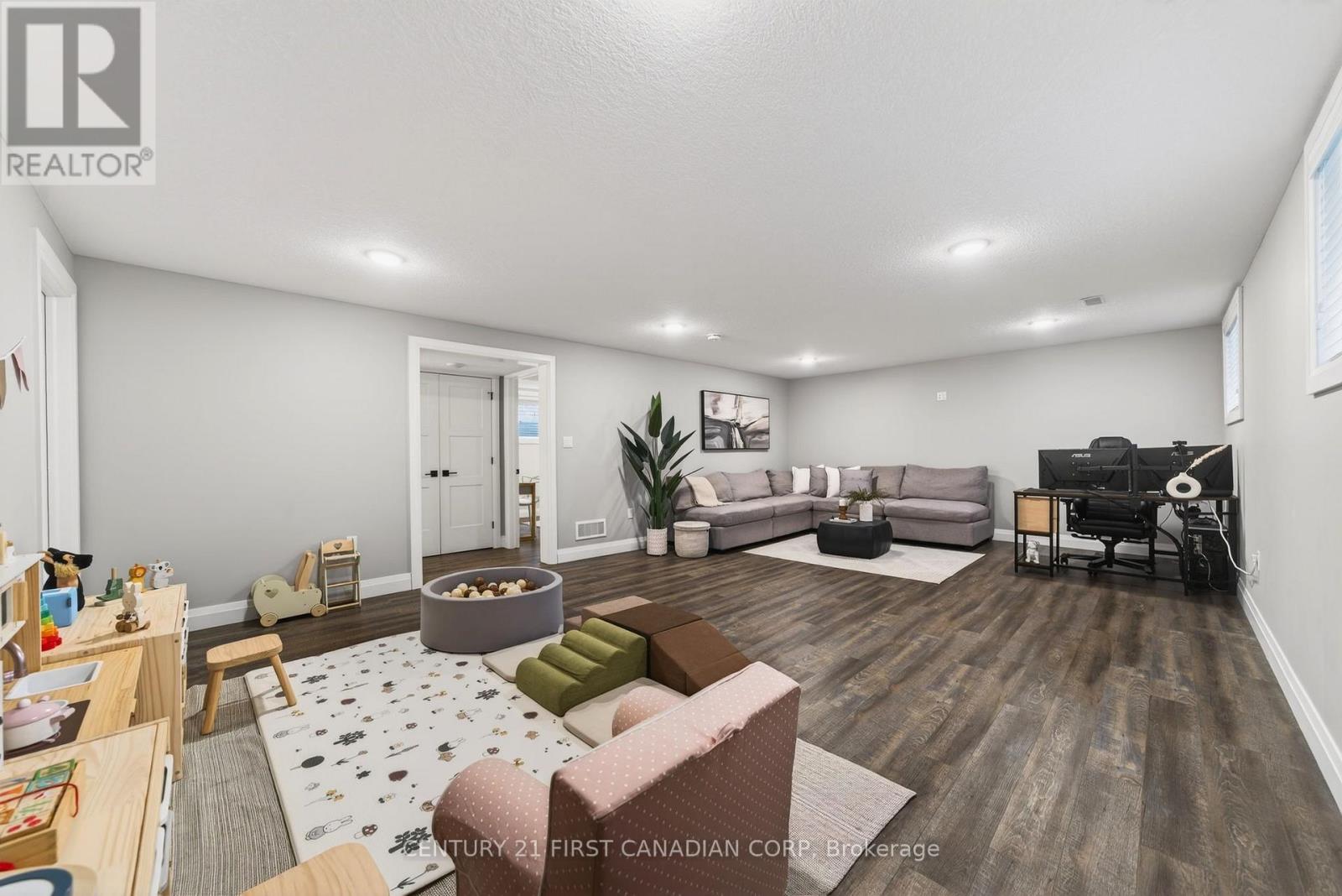 12-159 Collins Way Street, Strathroy-Caradoc, Ontario  N7G 0G8 - Photo 23 - X12960022