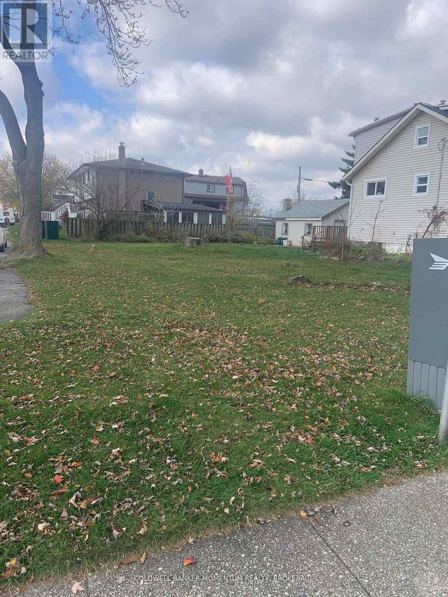 652 Steele Street, Port Colborne, Ontario  L3K 4Y9 - Photo 3 - X12960030