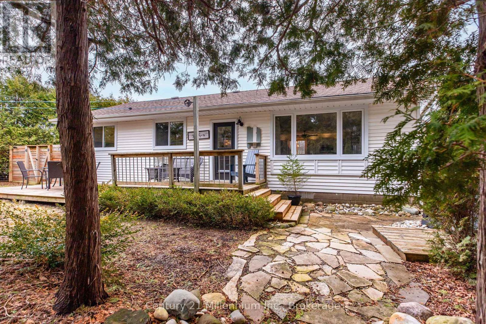 100 South Rankin Street, Saugeen Shores, Ontario  N0H 2L0 - Photo 28 - X12959984