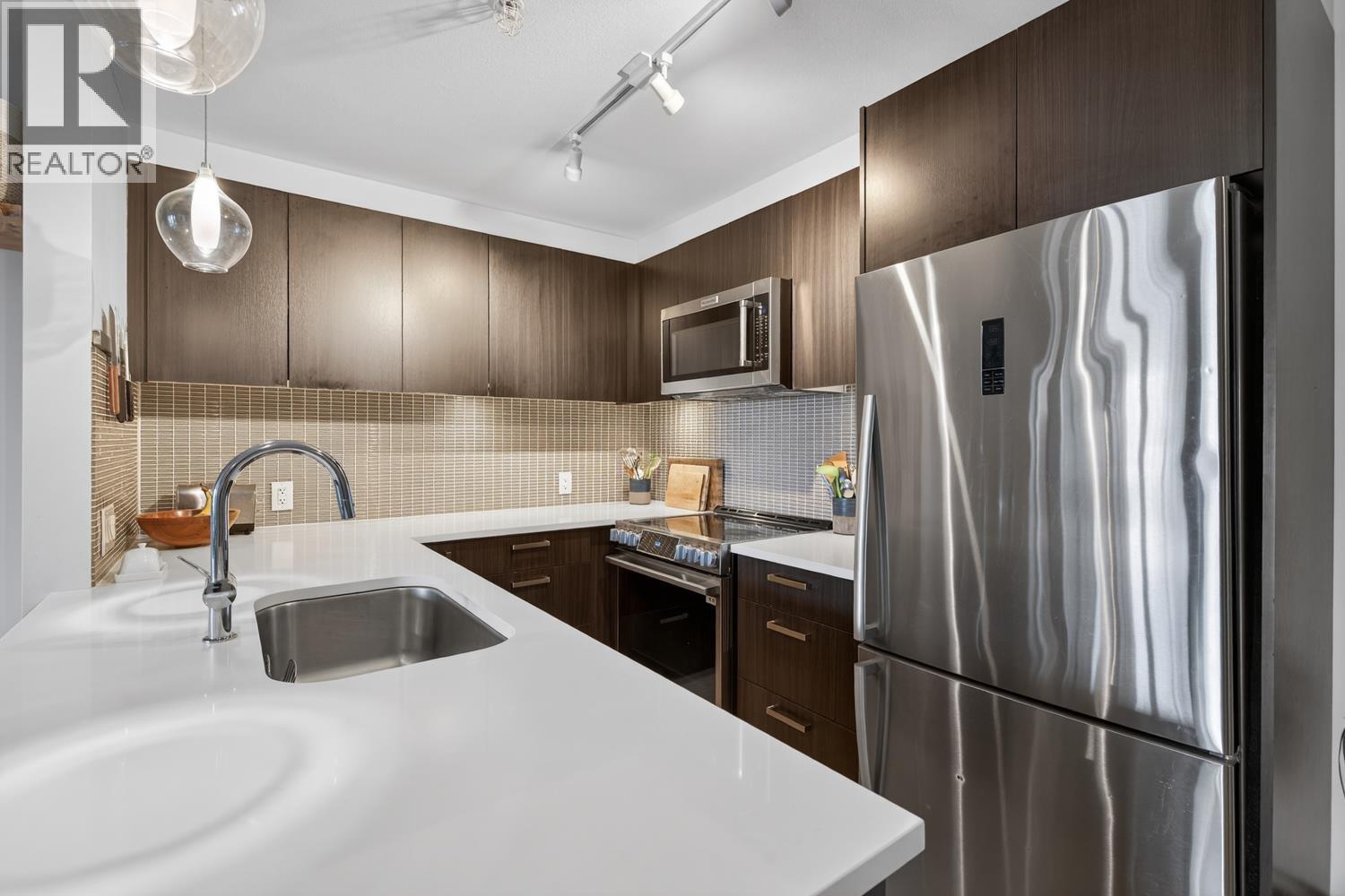 413 2477 Carolina Street, Vancouver, British Columbia  V5T 0G8 - Photo 9 - R3107009