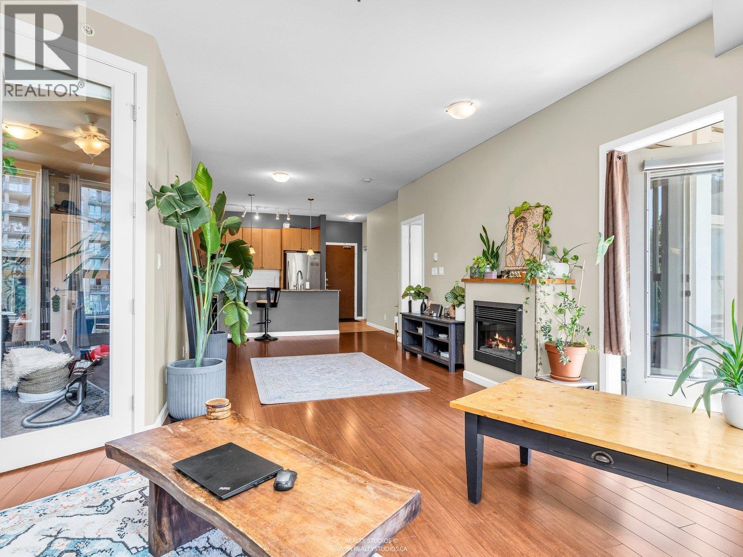 402 285 Ross Drive, New Westminster, British Columbia  V3L 0B9 - Photo 14 - R3107010