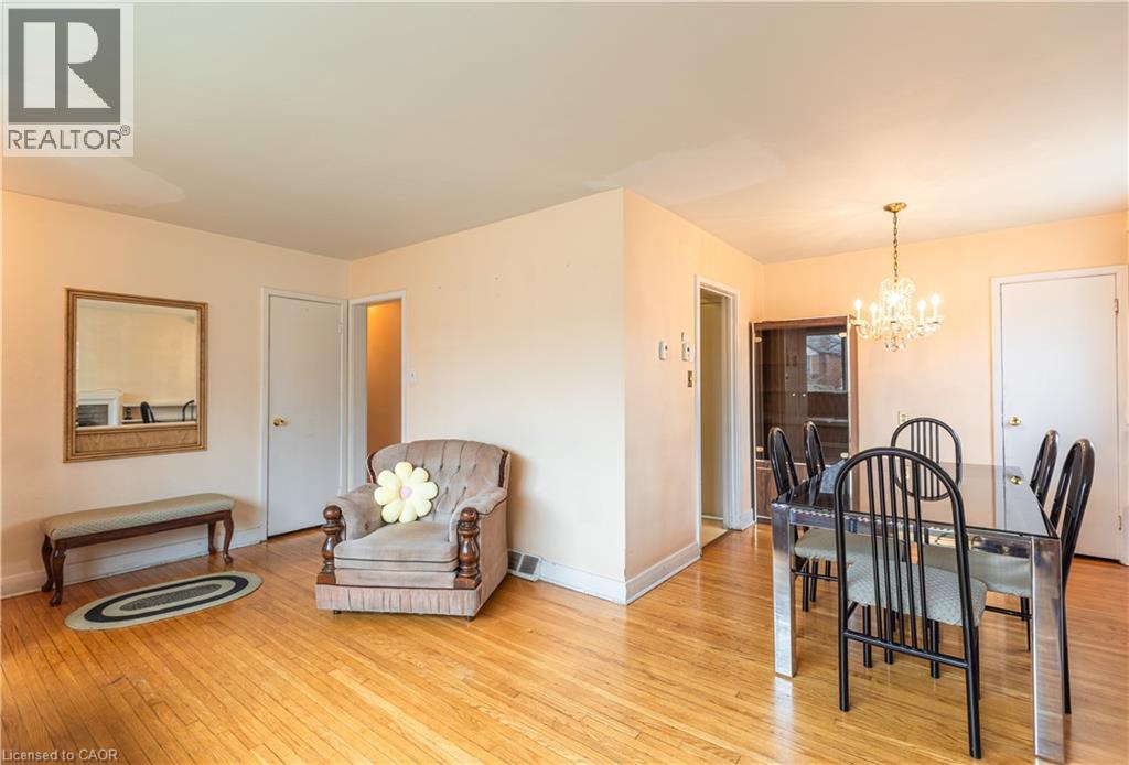 1 Snaresbrook Drive, Toronto, Ontario  M9W 2N5 - Photo 10 - 40817743