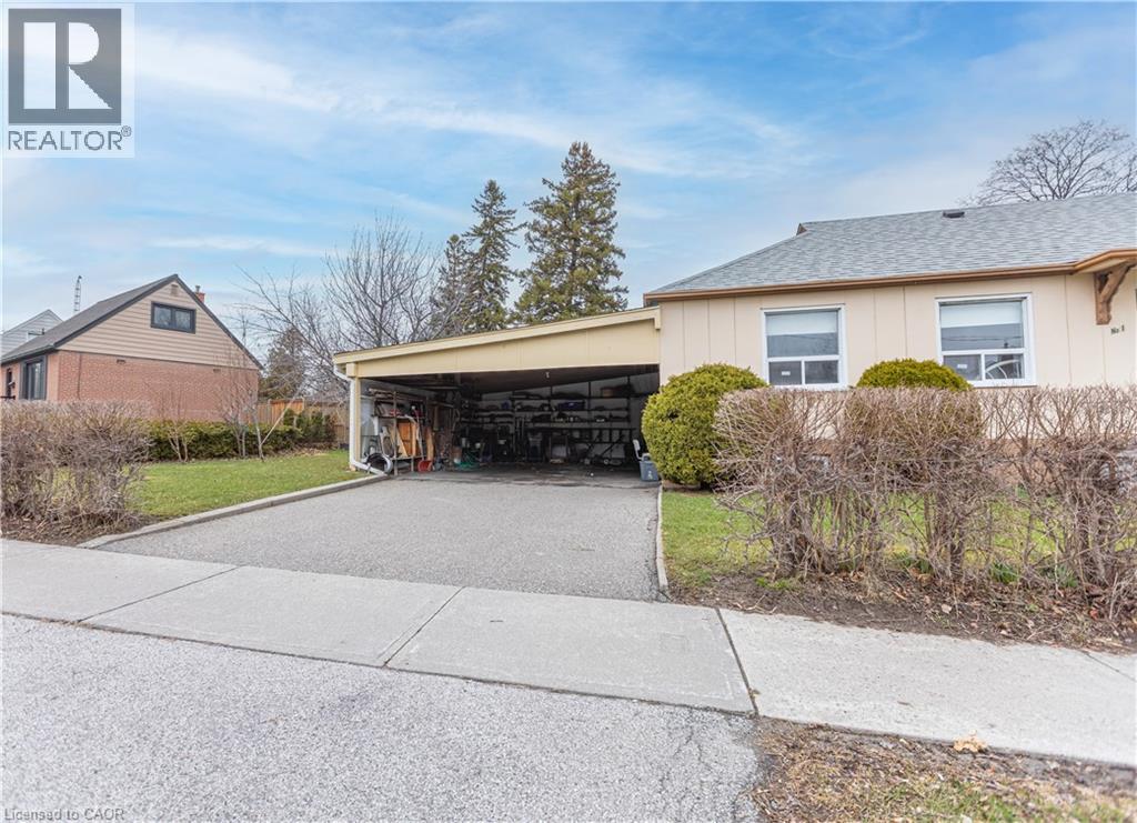 1 Snaresbrook Drive, Toronto, Ontario  M9W 2N5 - Photo 3 - 40817743