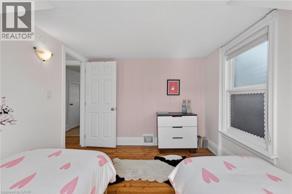 33 Homewood Avenue, Hamilton, Ontario  L8P 2M1 - Photo 11 - 40816614