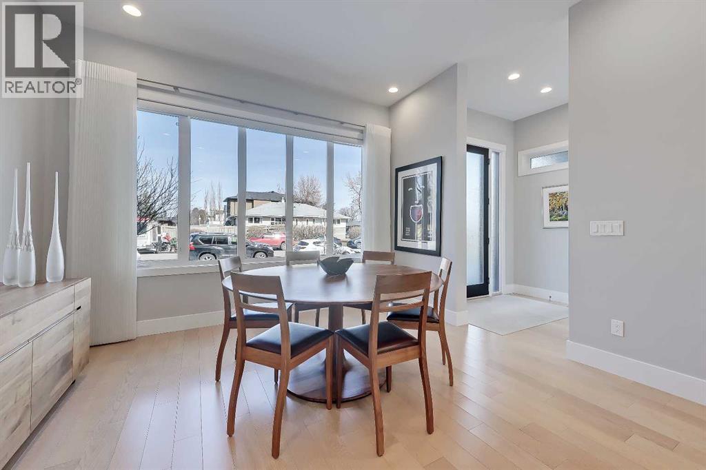 1705 46 Avenue SW, Calgary, Alberta  T2T 2R6 - Photo 2 - A2296408