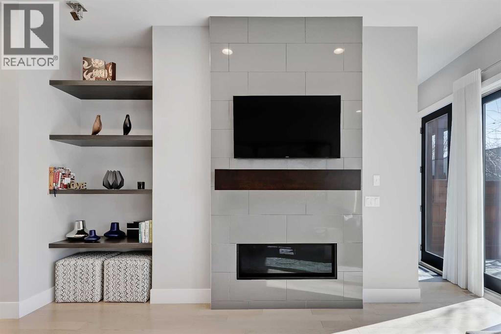 1705 46 Avenue SW, Calgary, Alberta  T2T 2R6 - Photo 10 - A2296408