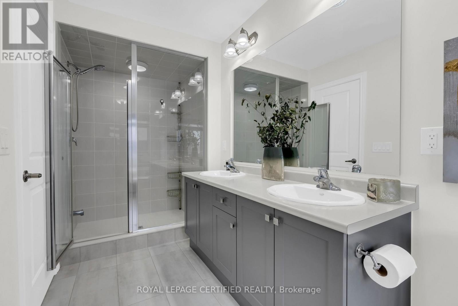 66 Grassbourne Avenue, Kitchener, Ontario  N2R 0S5 - Photo 24 - X12959642