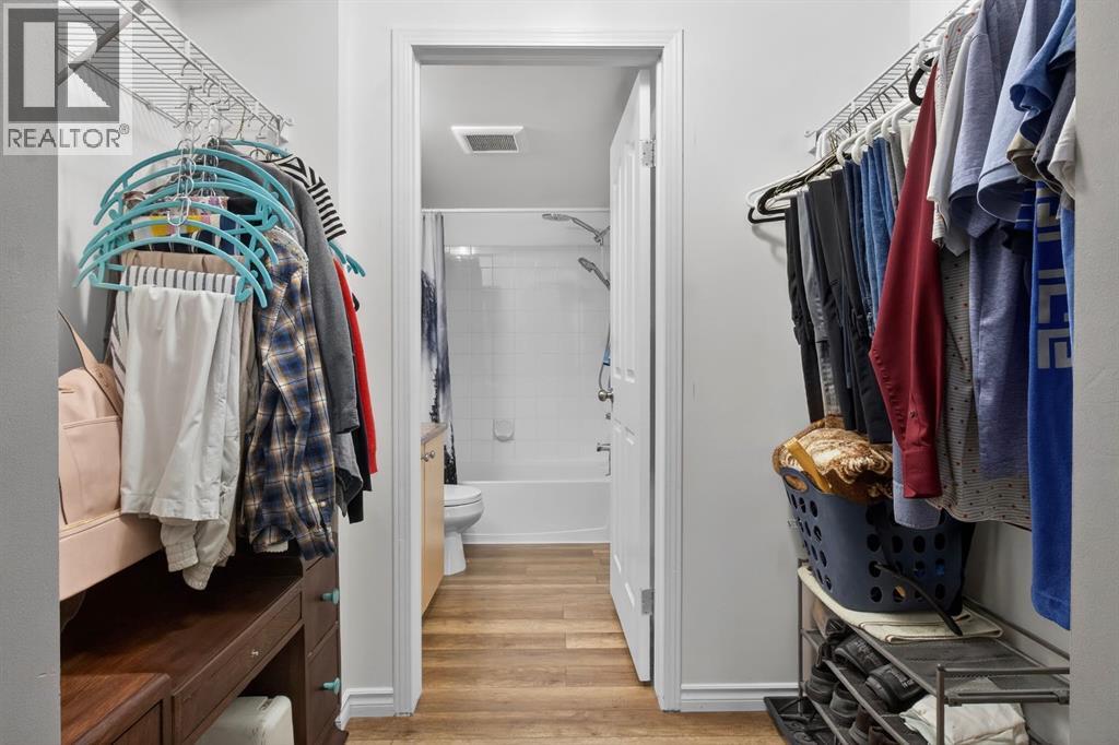 8117, 304 Mackenzie Way SW, Airdrie, Alberta  T4B 2W4 - Photo 18 - A2291901