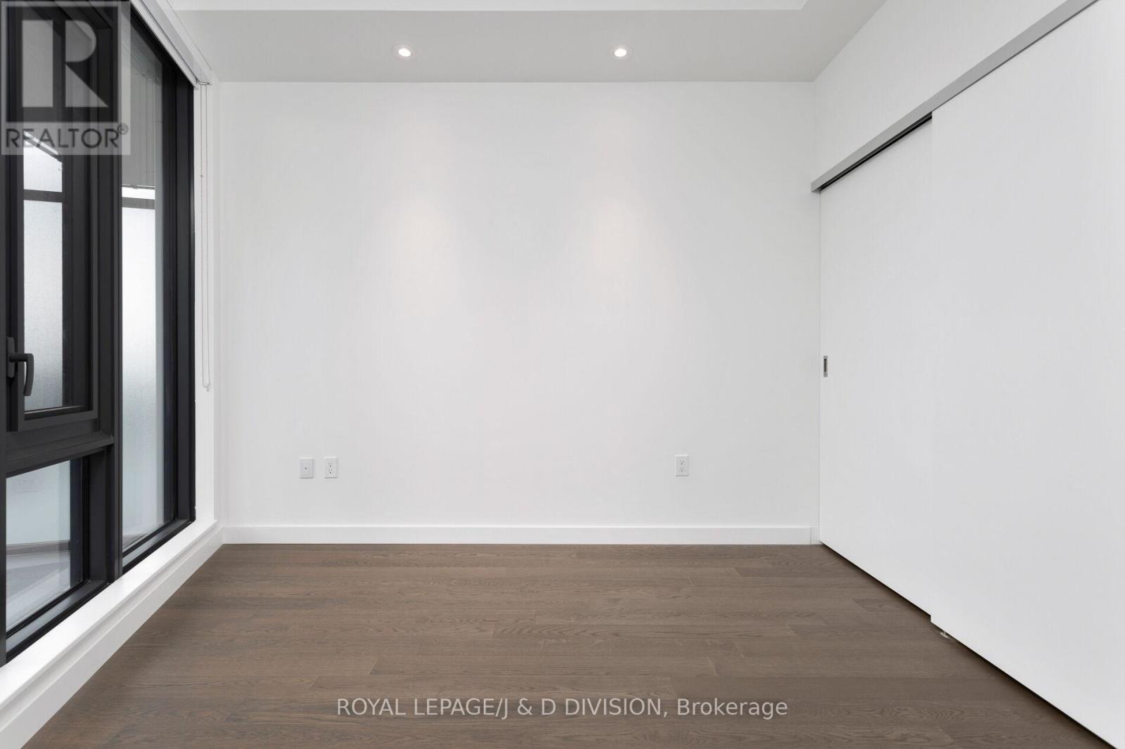 2308 - 2a Church Street, Toronto, Ontario  M5E 0E1 - Photo 19 - C12960010