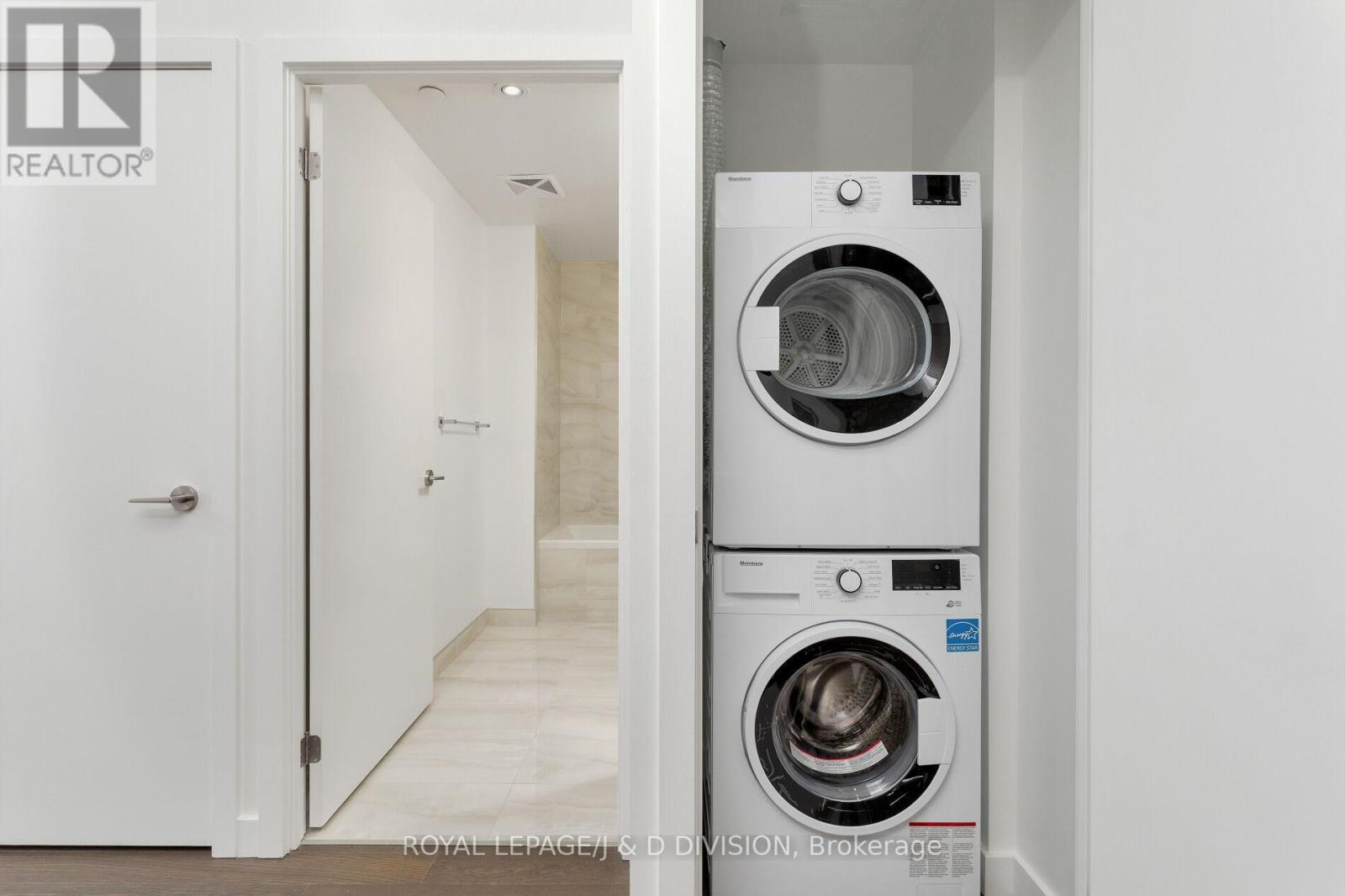 2308 - 2a Church Street, Toronto, Ontario  M5E 0E1 - Photo 25 - C12960010