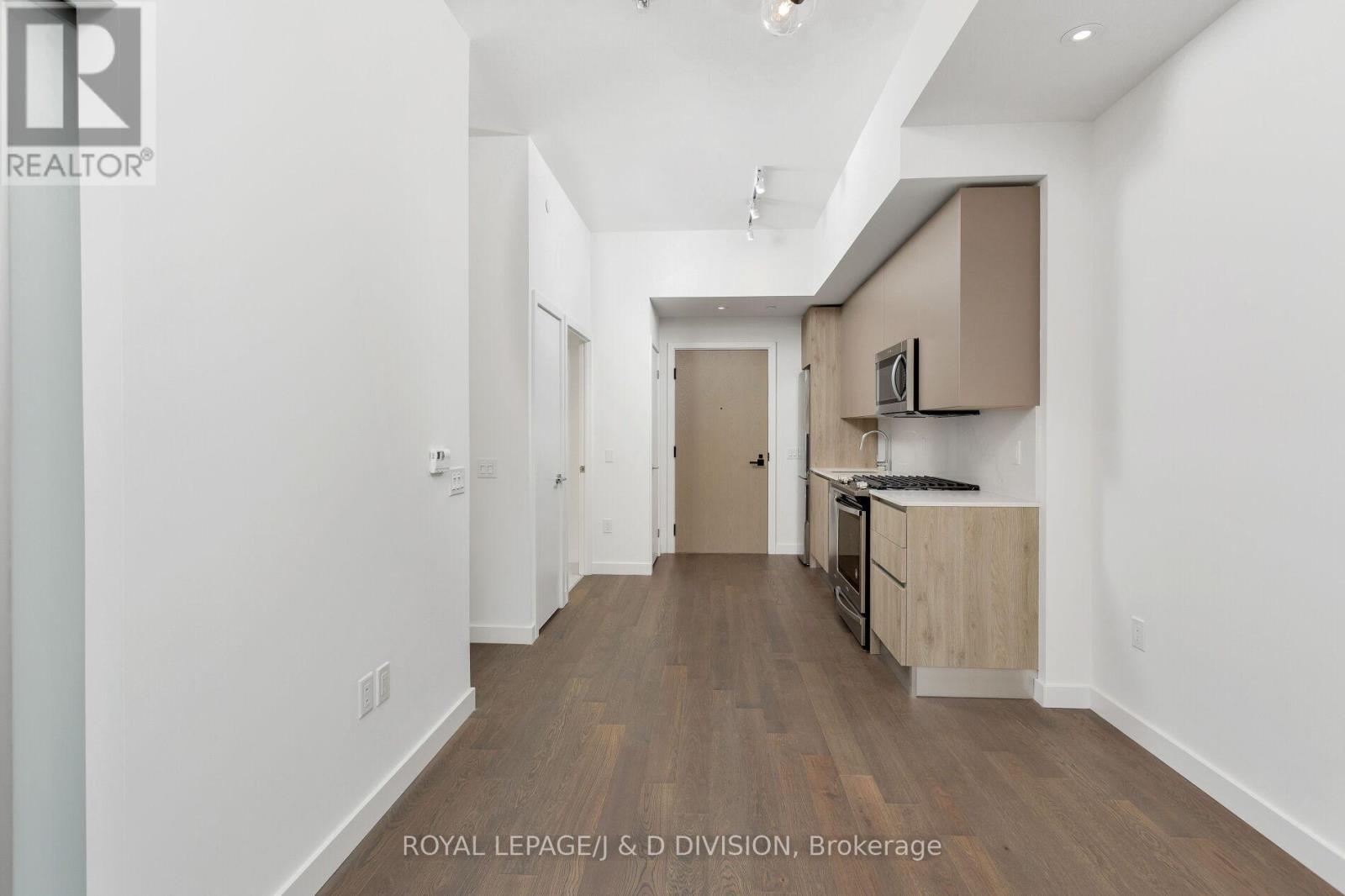 2308 - 2a Church Street, Toronto, Ontario  M5E 0E1 - Photo 3 - C12960010