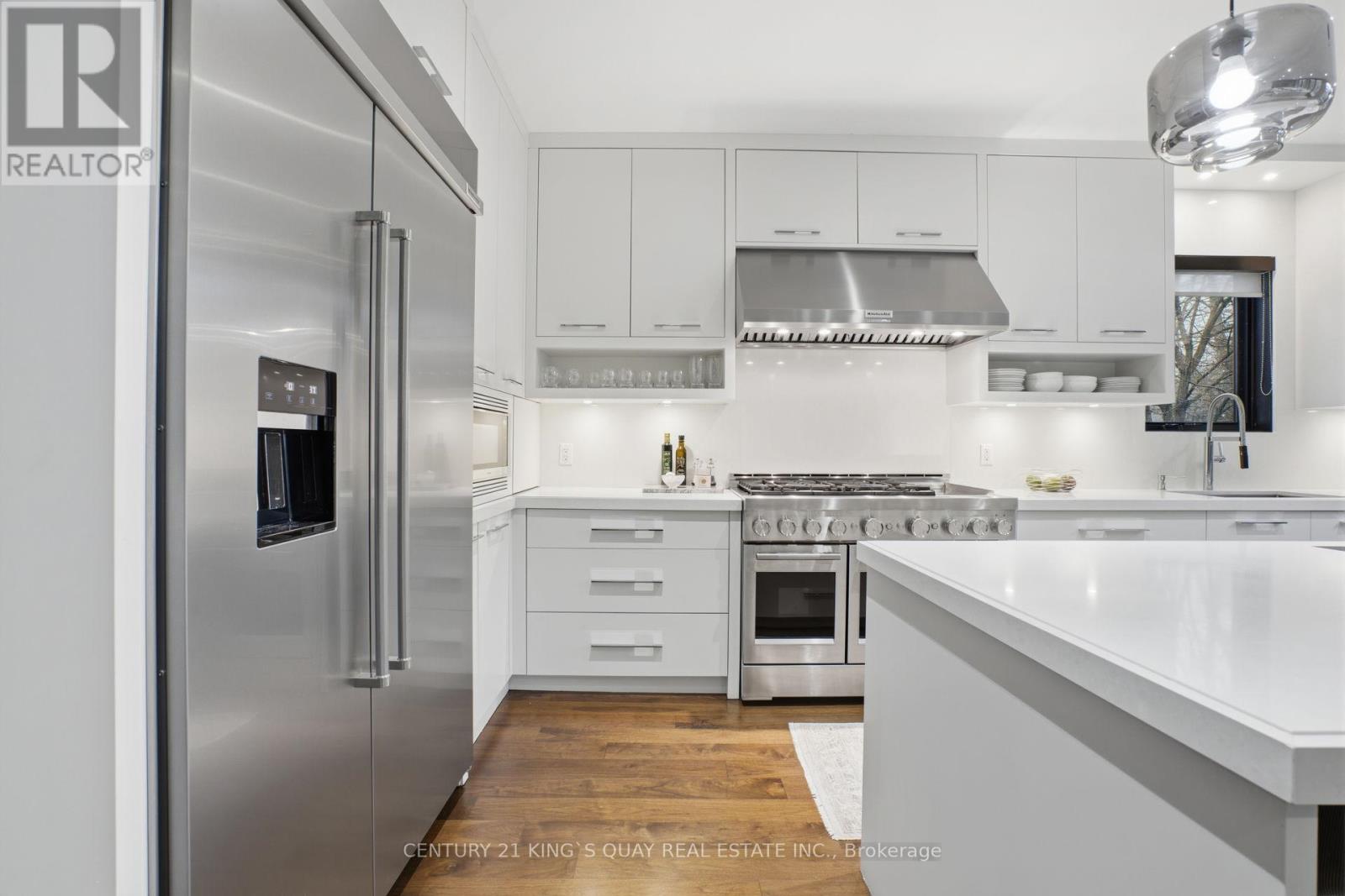 33 Nesbitt Drive, Toronto, Ontario  M4W 2G2 - Photo 12 - C12960034