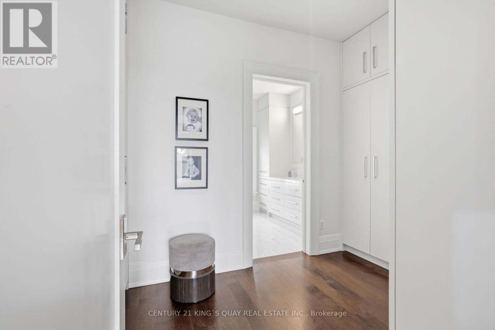 33 Nesbitt Drive, Toronto, Ontario  M4W 2G2 - Photo 19 - C12960034