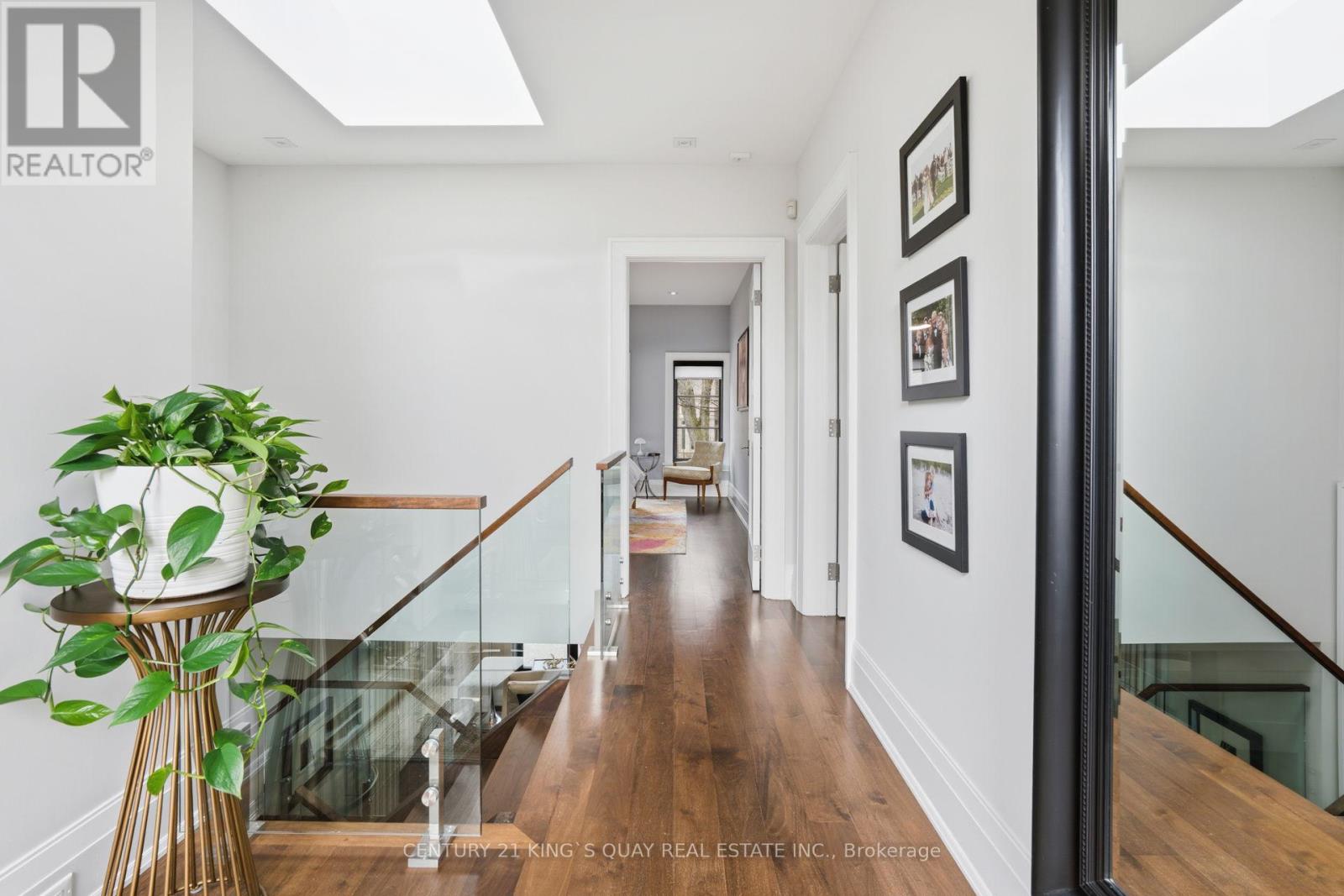 33 Nesbitt Drive, Toronto, Ontario  M4W 2G2 - Photo 25 - C12960034