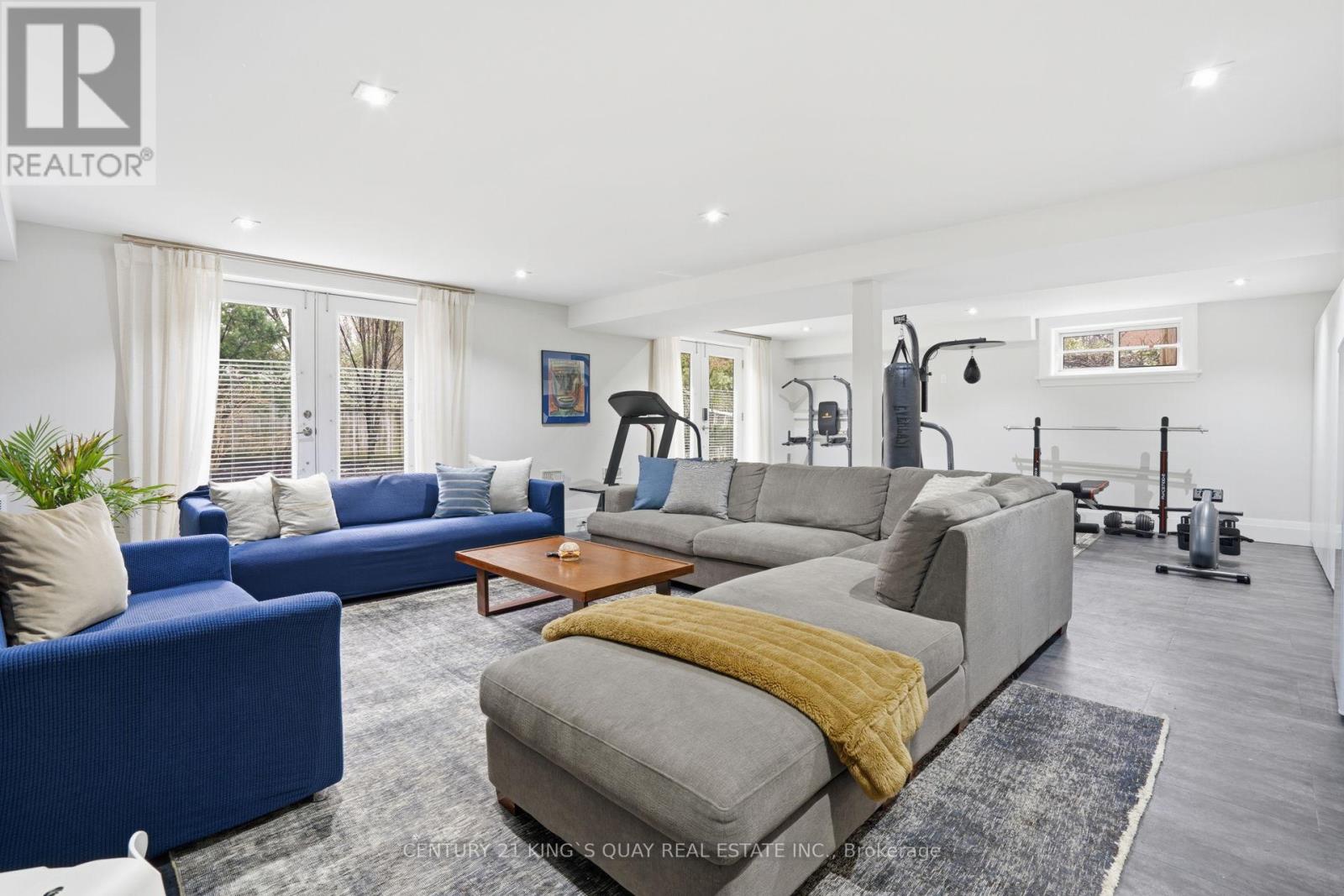 33 Nesbitt Drive, Toronto, Ontario  M4W 2G2 - Photo 40 - C12960034