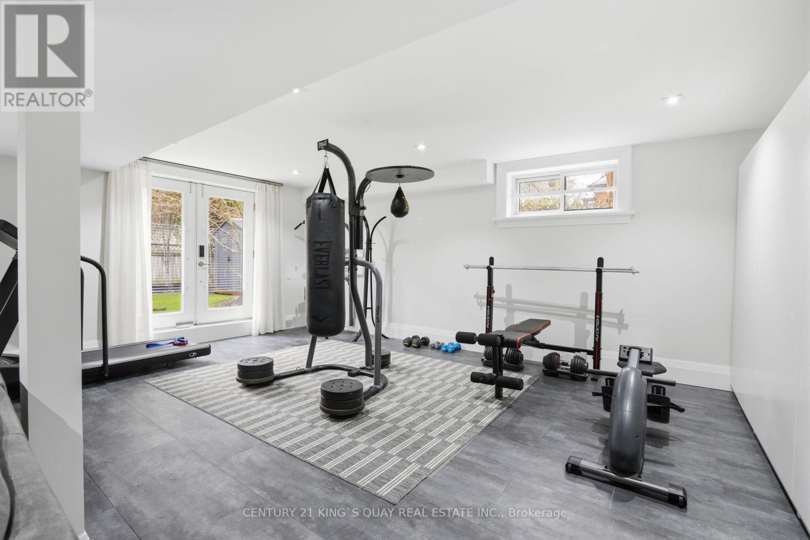 33 Nesbitt Drive, Toronto, Ontario  M4W 2G2 - Photo 41 - C12960034