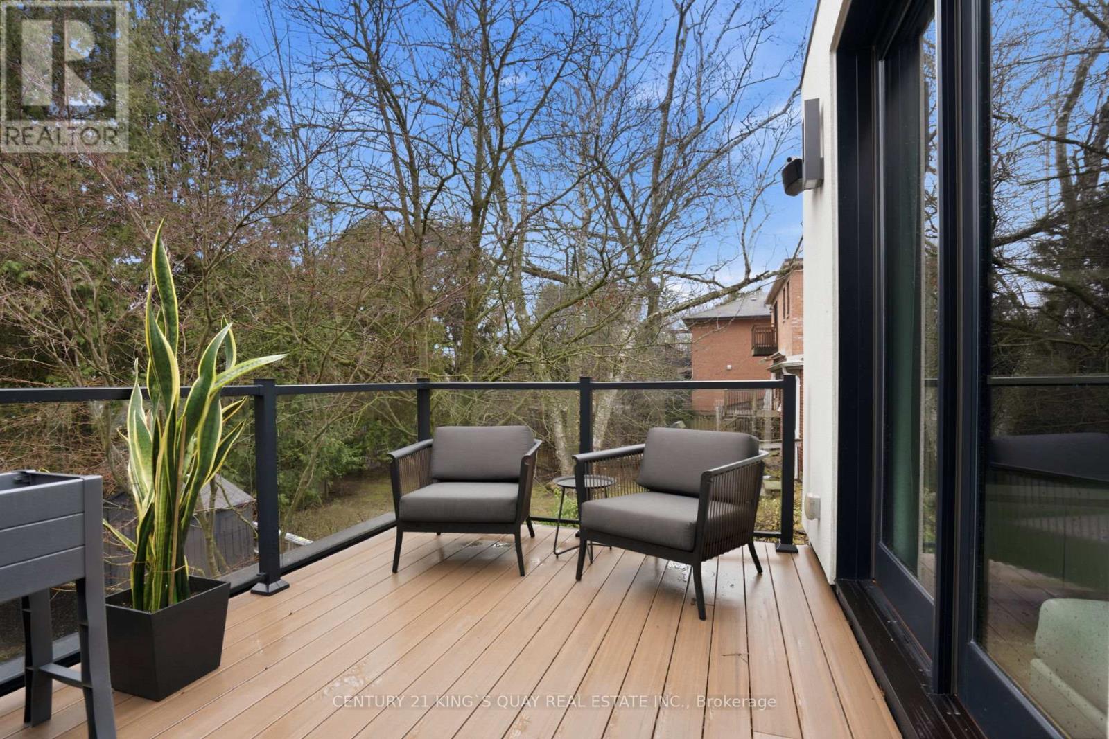 33 Nesbitt Drive, Toronto, Ontario  M4W 2G2 - Photo 45 - C12960034