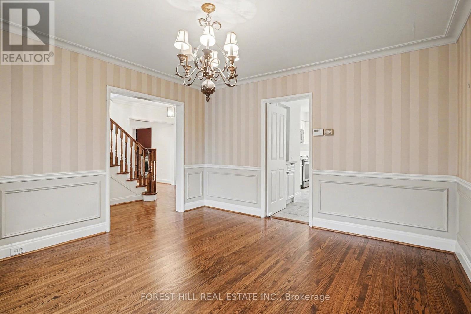 289 Glengrove Avenue, Toronto, Ontario  M5N 1W3 - Photo 10 - C12960040