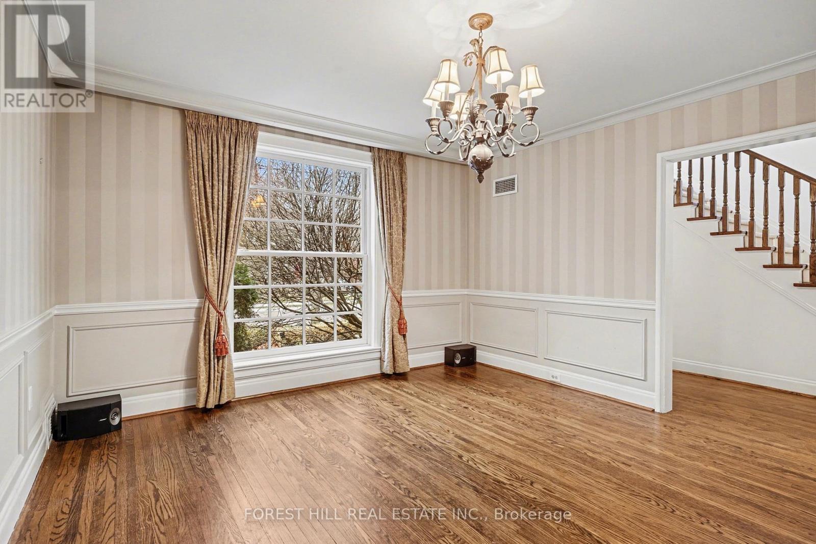 289 Glengrove Avenue, Toronto, Ontario  M5N 1W3 - Photo 9 - C12960040