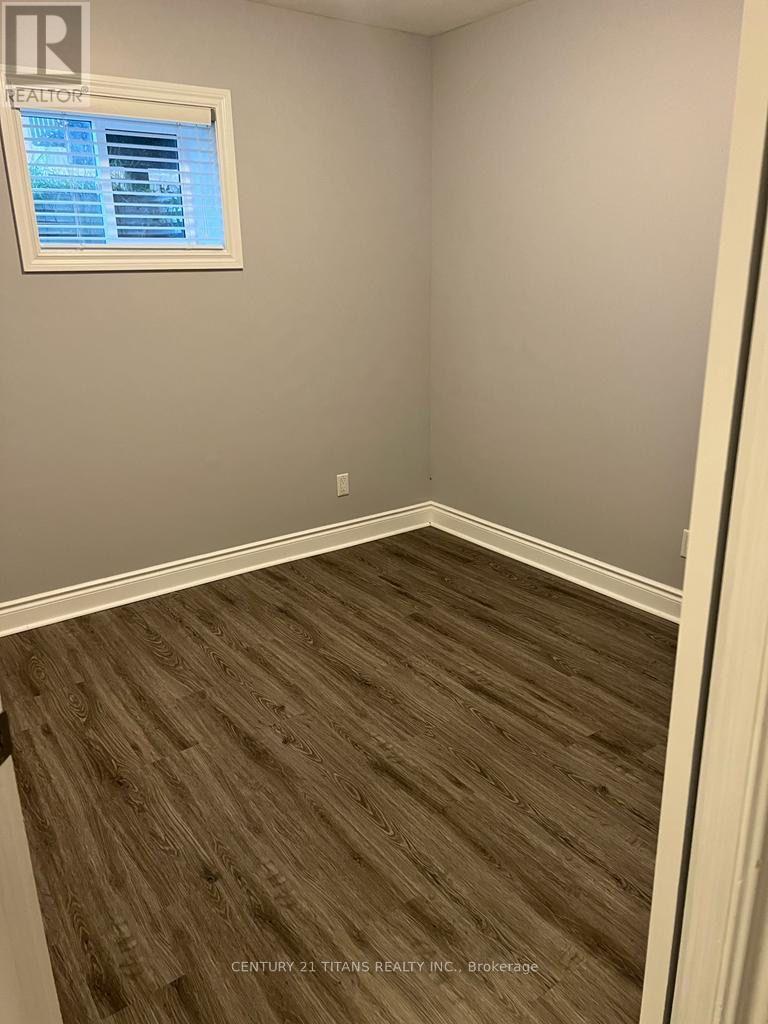 Lower - 1215 King Street E, Oshawa, Ontario  L1H 1H6 - Photo 8 - E12959988