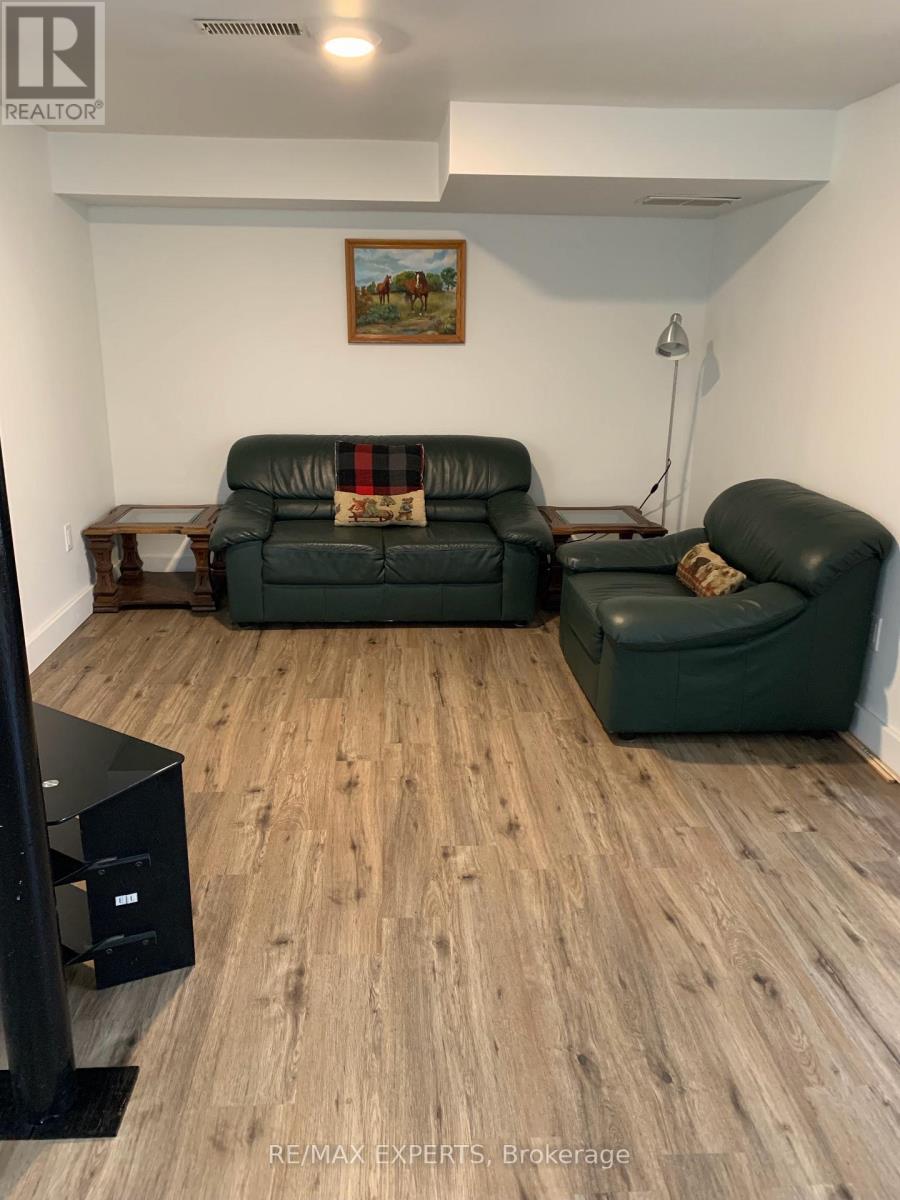 75 St Lucie Drive, Toronto, Ontario  M9M 1T1 - Photo 36 - W12940390