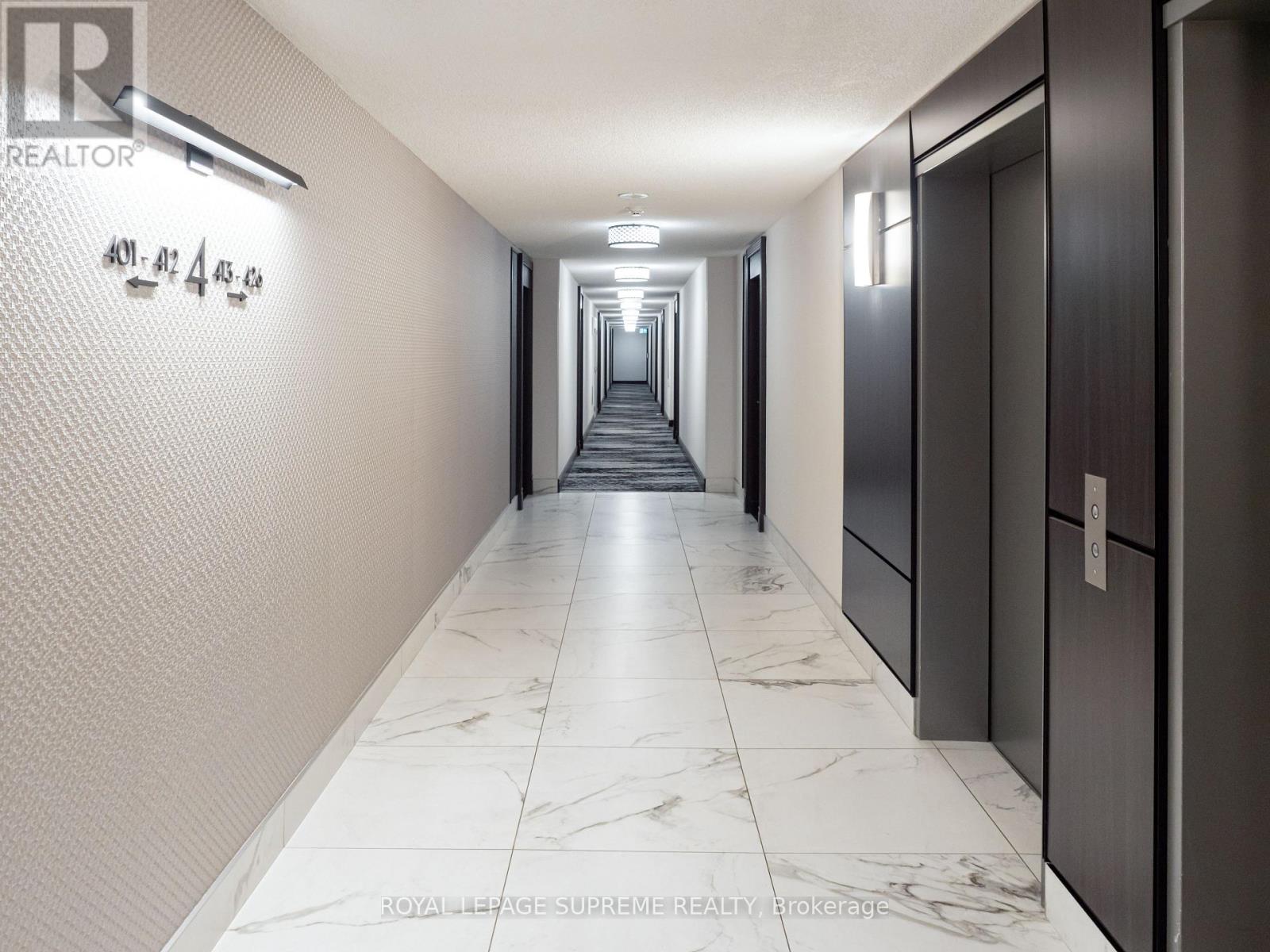 408 - 3 Ellesmere Street, Richmond Hill, Ontario  L4B 4N2 - Photo 2 - N12959994