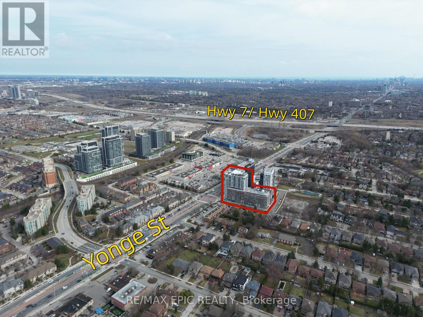 613 - 8888 Yonge Street, Richmond Hill, Ontario  L4C 5V6 - Photo 2 - N12960024