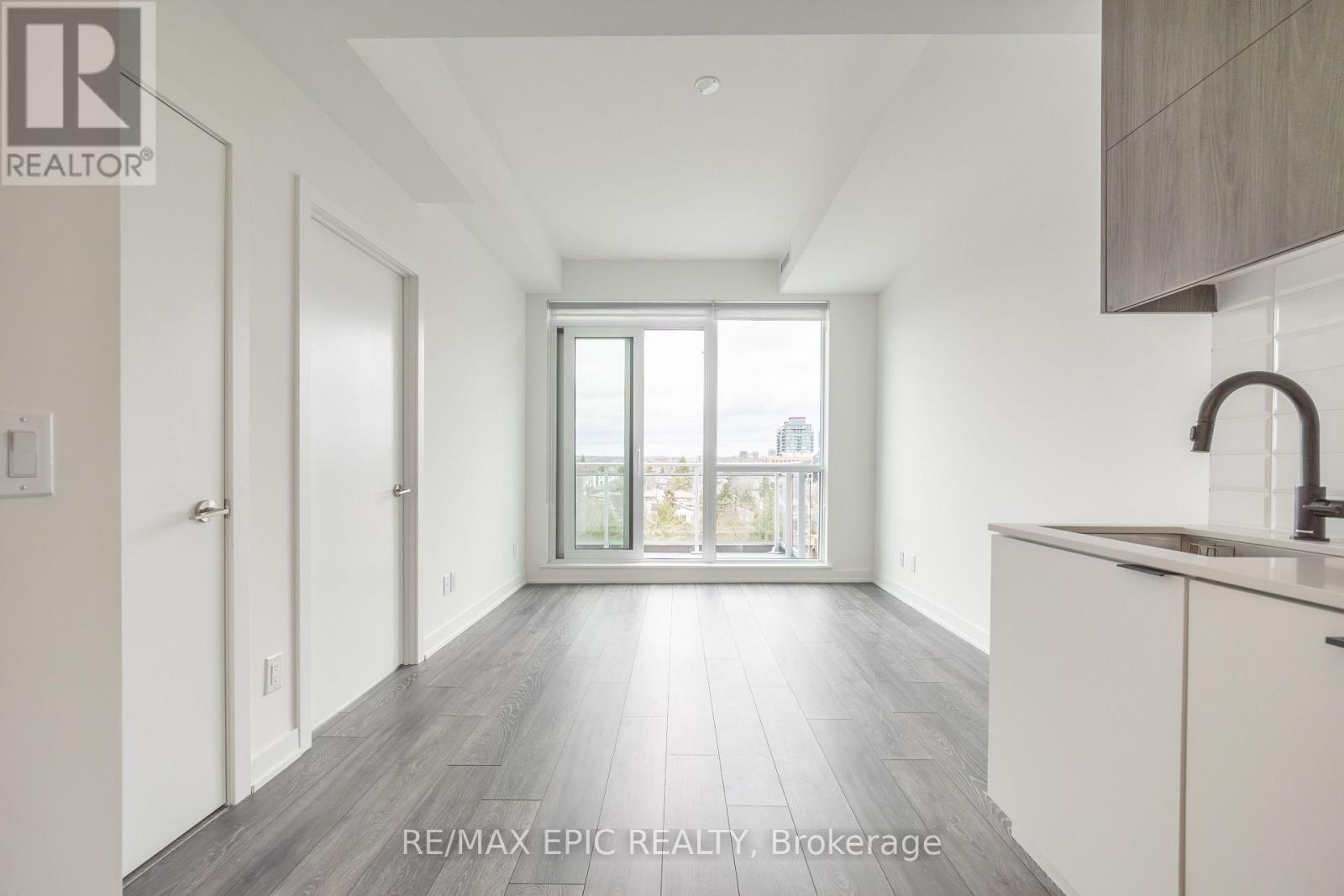 613 - 8888 Yonge Street, Richmond Hill, Ontario  L4C 5V6 - Photo 7 - N12960024