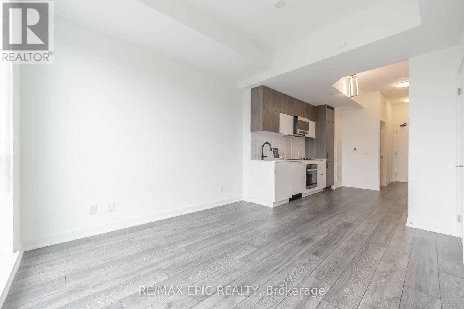 613 - 8888 Yonge Street, Richmond Hill, Ontario  L4C 5V6 - Photo 9 - N12960024