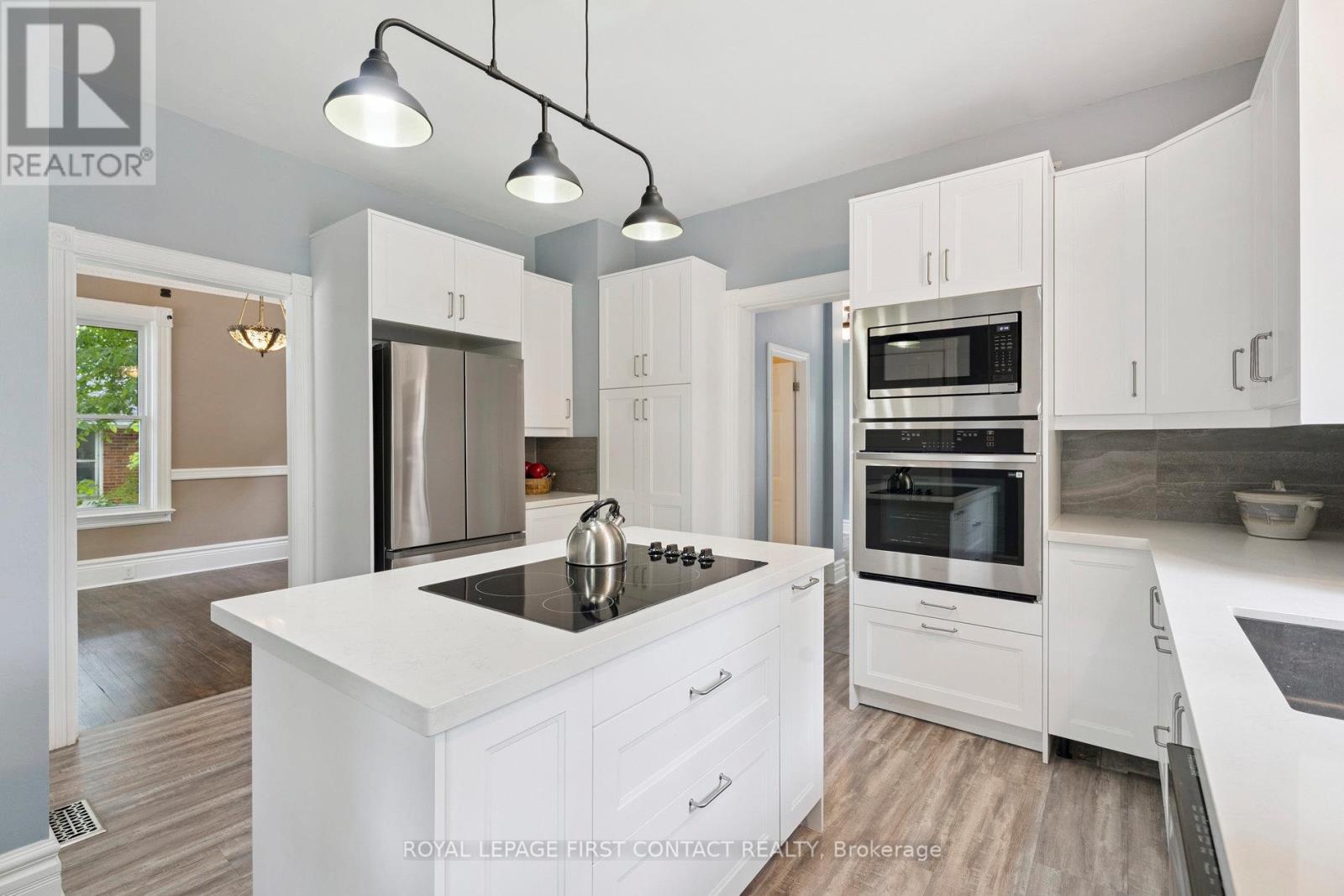 55 Burton Avenue, Barrie, Ontario  L4N 2R5 - Photo 13 - S12960036