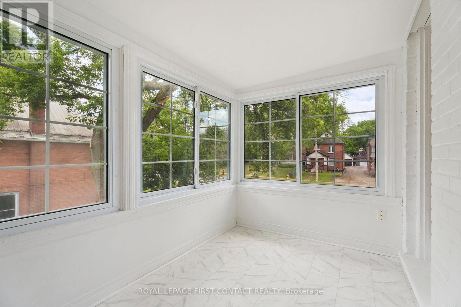 55 Burton Avenue, Barrie, Ontario  L4N 2R5 - Photo 20 - S12960036