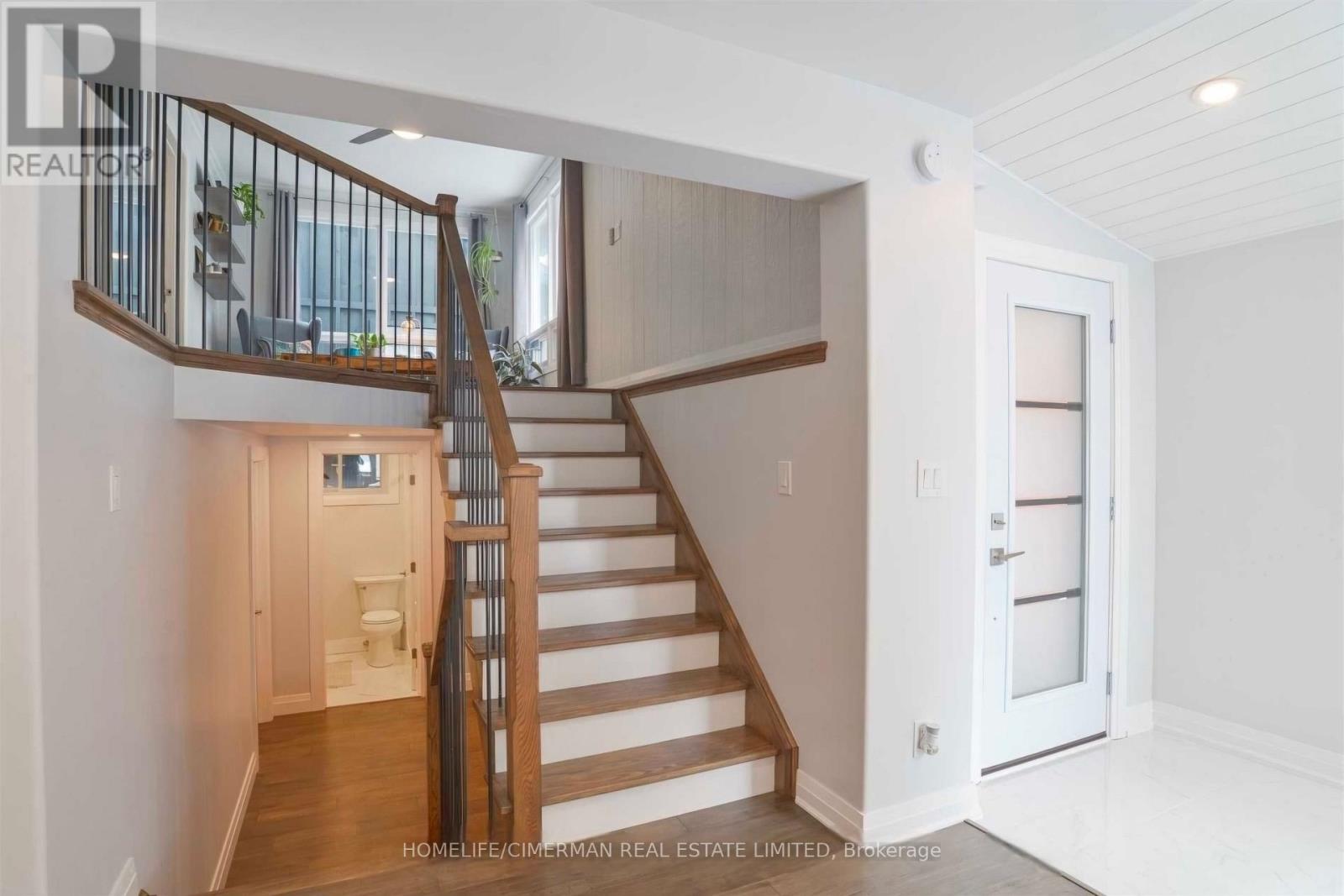 314 Robins Point Road, Tay, Ontario  L0K 2A0 - Photo 12 - S12960038