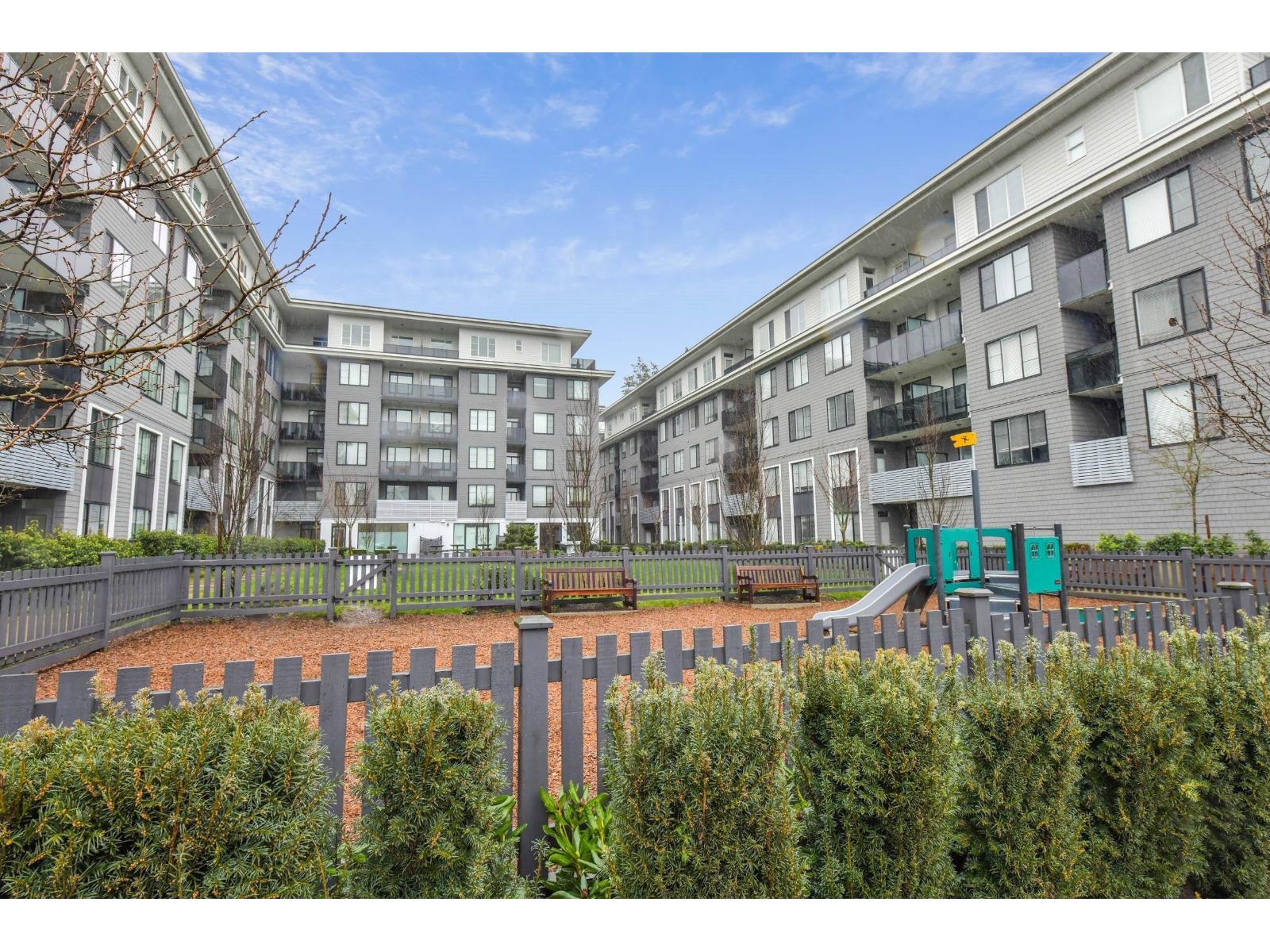 308 15835 85 AVENUE, Surrey, British Columbia