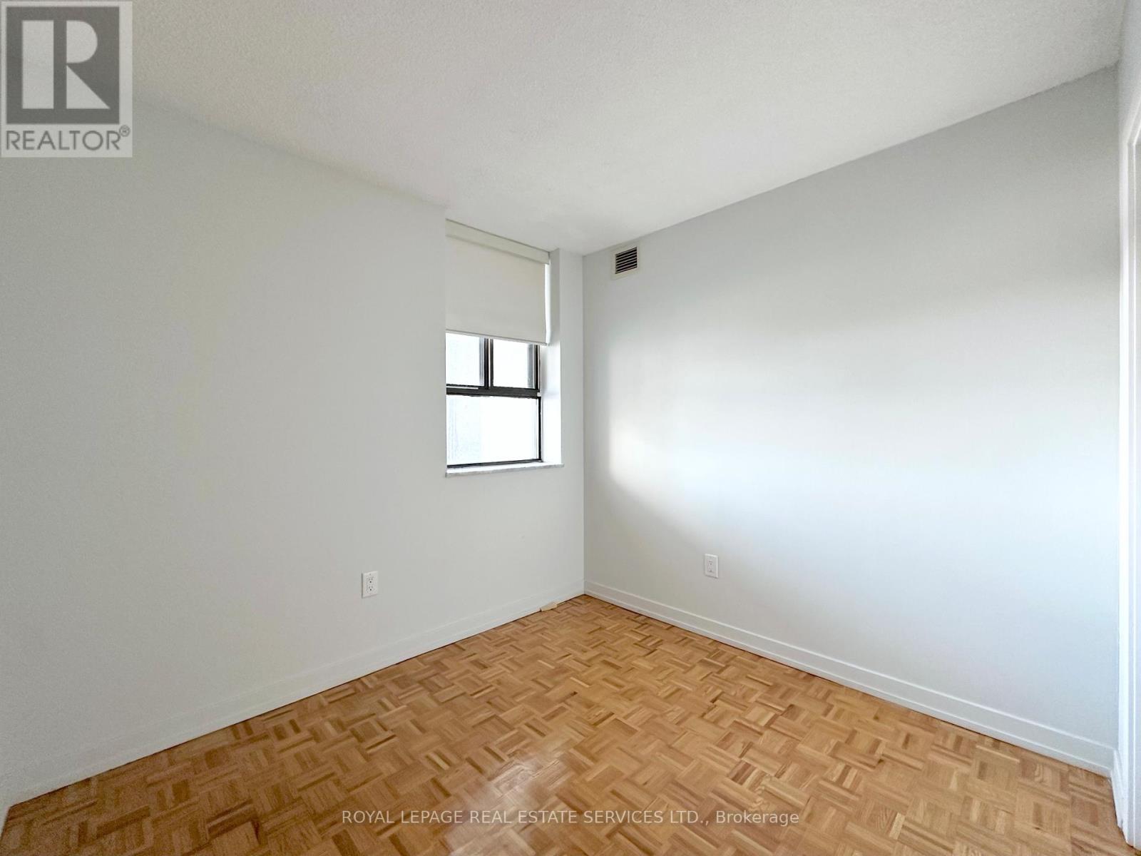 1108 - 190 Clark Boulevard, Brampton, Ontario  L6T 4A8 - Photo 11 - W12959968