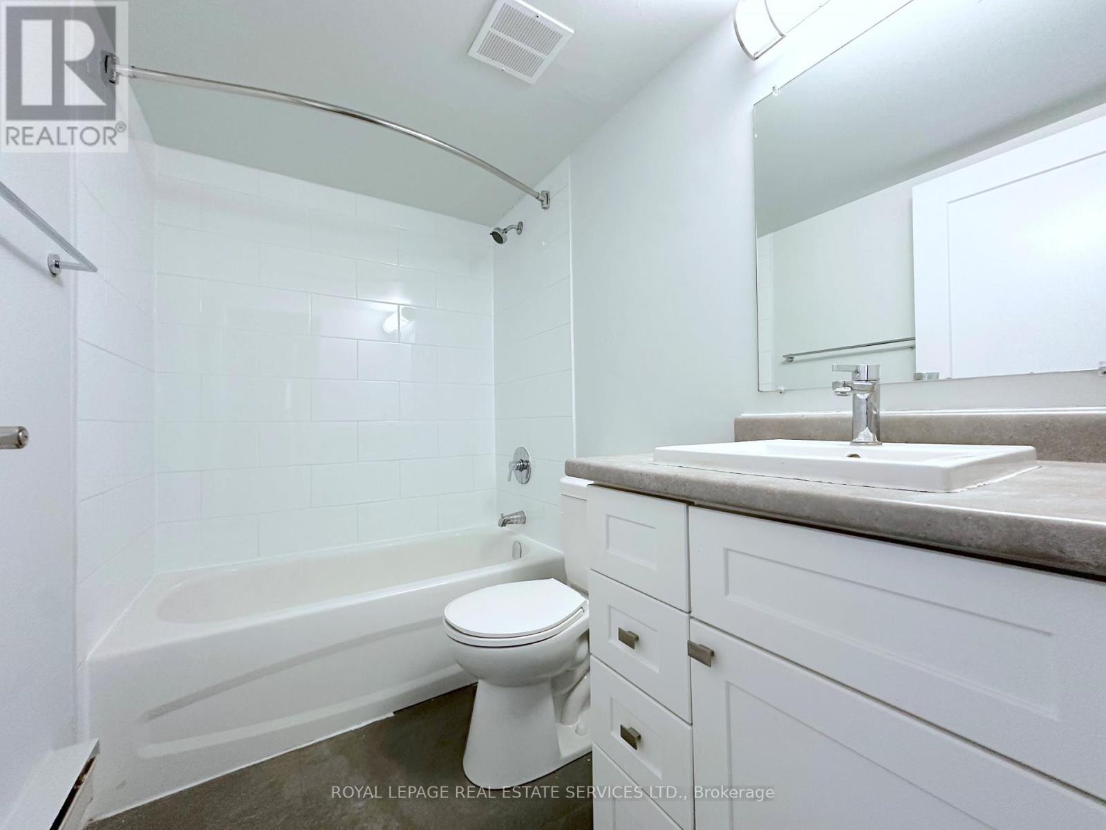 1108 - 190 Clark Boulevard, Brampton, Ontario  L6T 4A8 - Photo 13 - W12959968