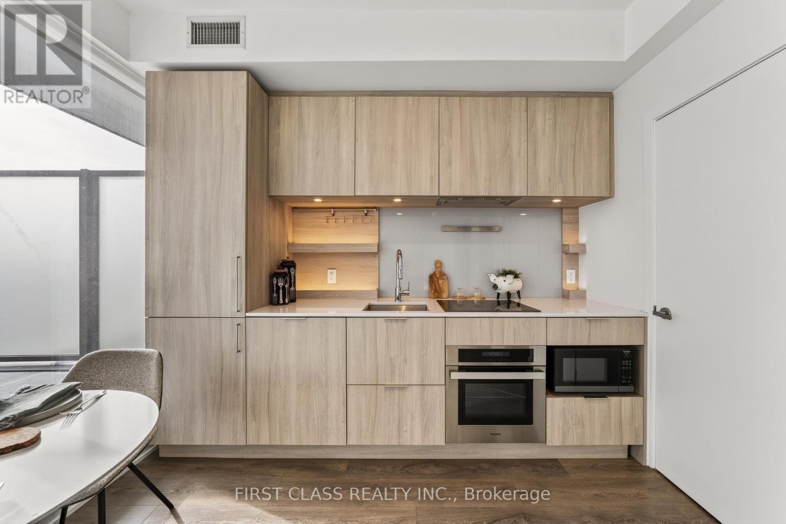 909 - 28 Ann Street, Mississauga, Ontario  L5G 0E1 - Photo 18 - W12959976