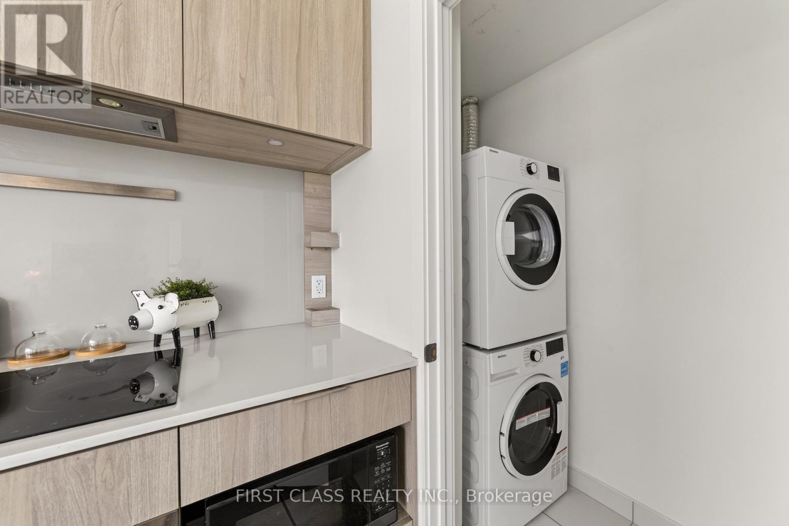 909 - 28 Ann Street, Mississauga, Ontario  L5G 0E1 - Photo 19 - W12959976