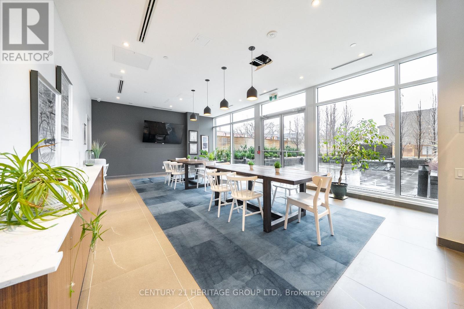 610 - 385 Osler Street, Toronto, Ontario  M6N 0B2 - Photo 7 - W12959996