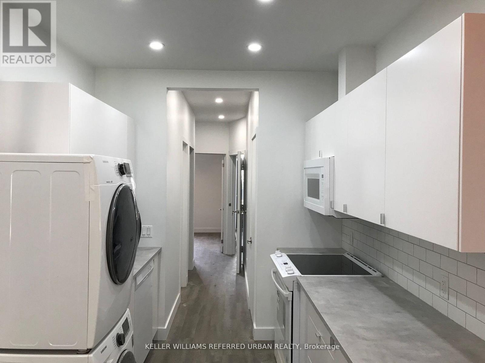 Room 3 - 344 Bartlett Avenue N, Toronto, Ontario  M6H 3G7 - Photo 5 - W12960016