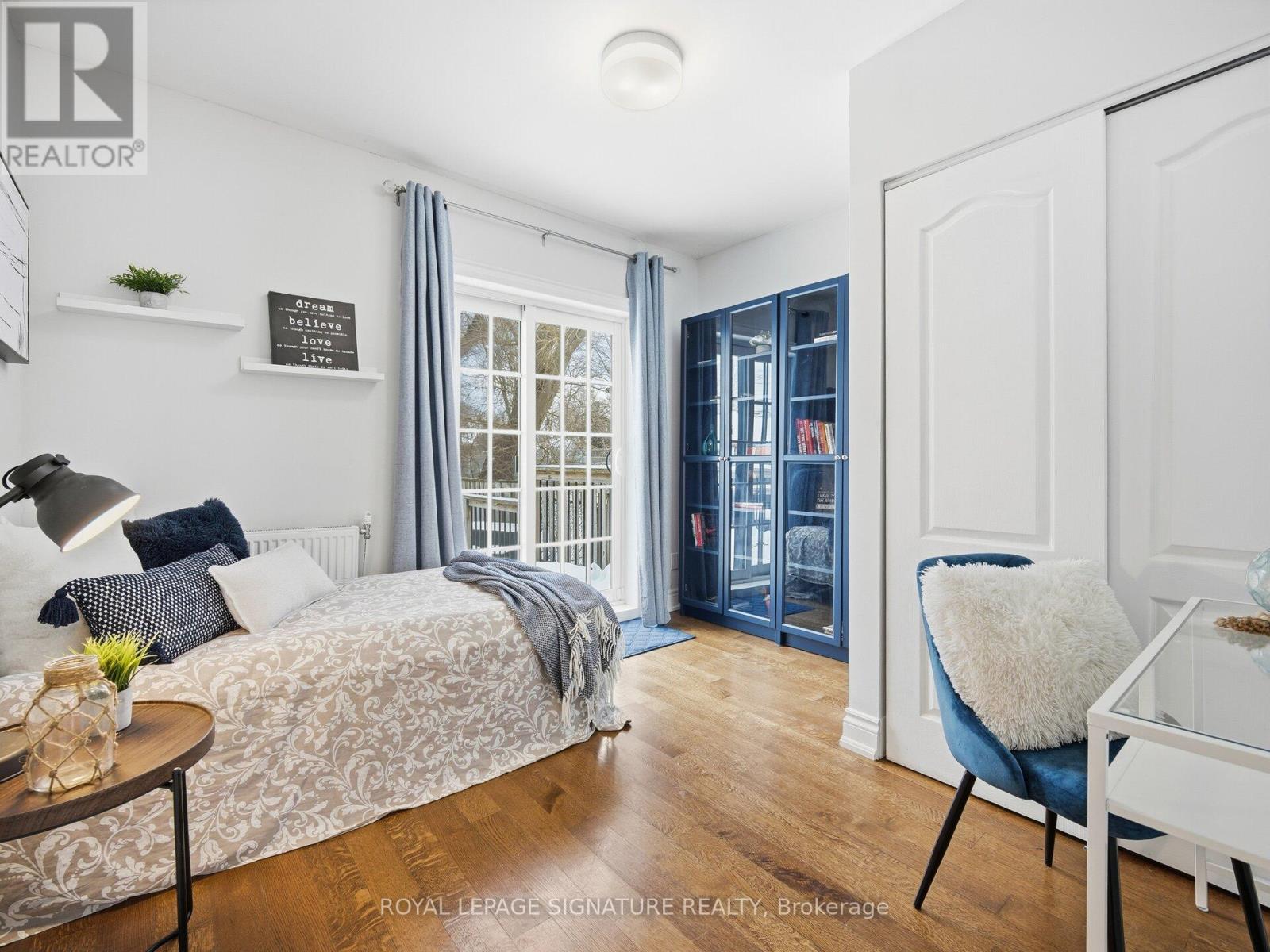 205 Prince Edward Drive S, Toronto, Ontario  M8Y 3X1 - Photo 13 - W12960020