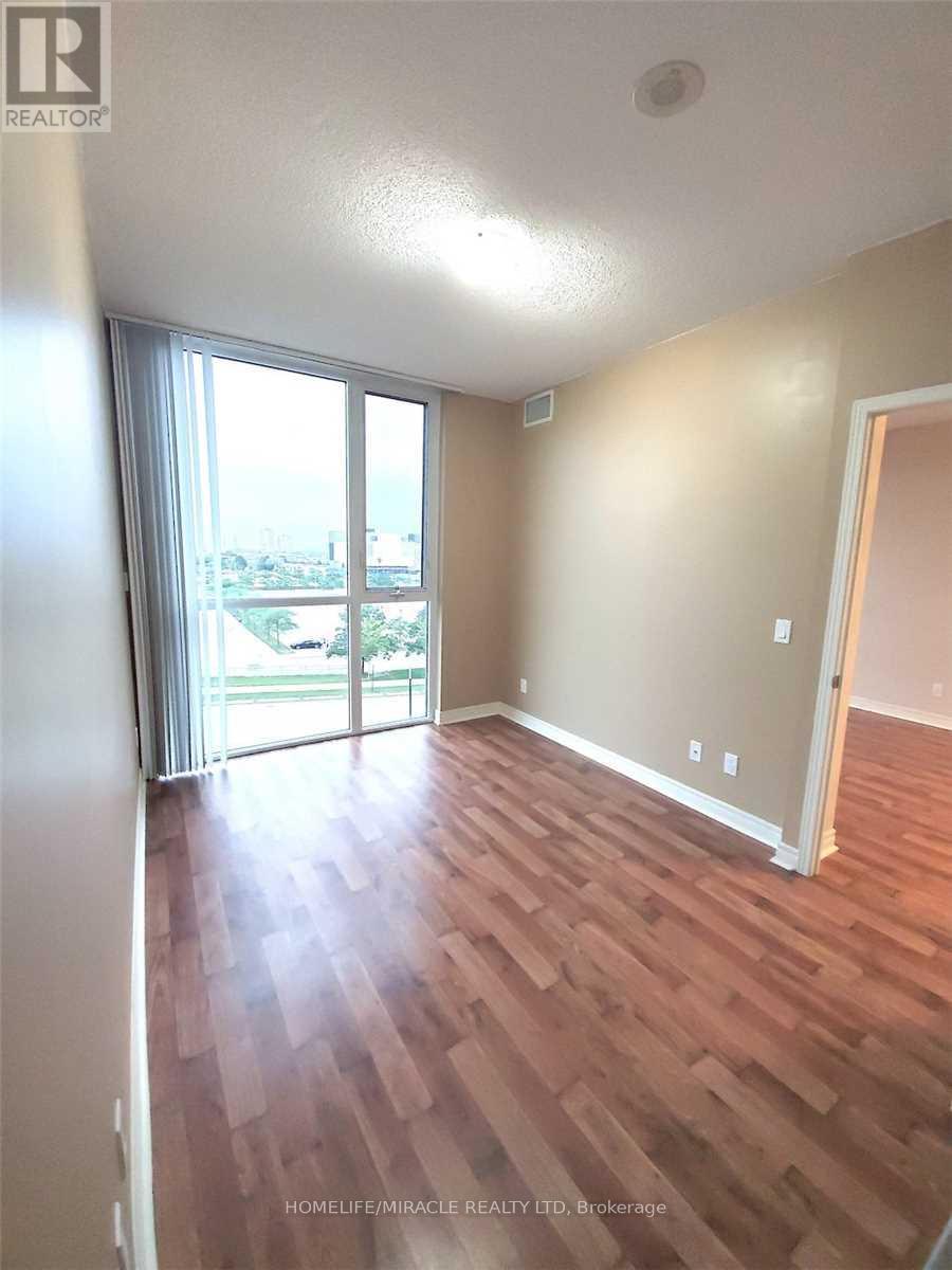 617 - 339 Rathburn Road W, Mississauga, Ontario  L5B 0K6 - Photo 12 - W12960042