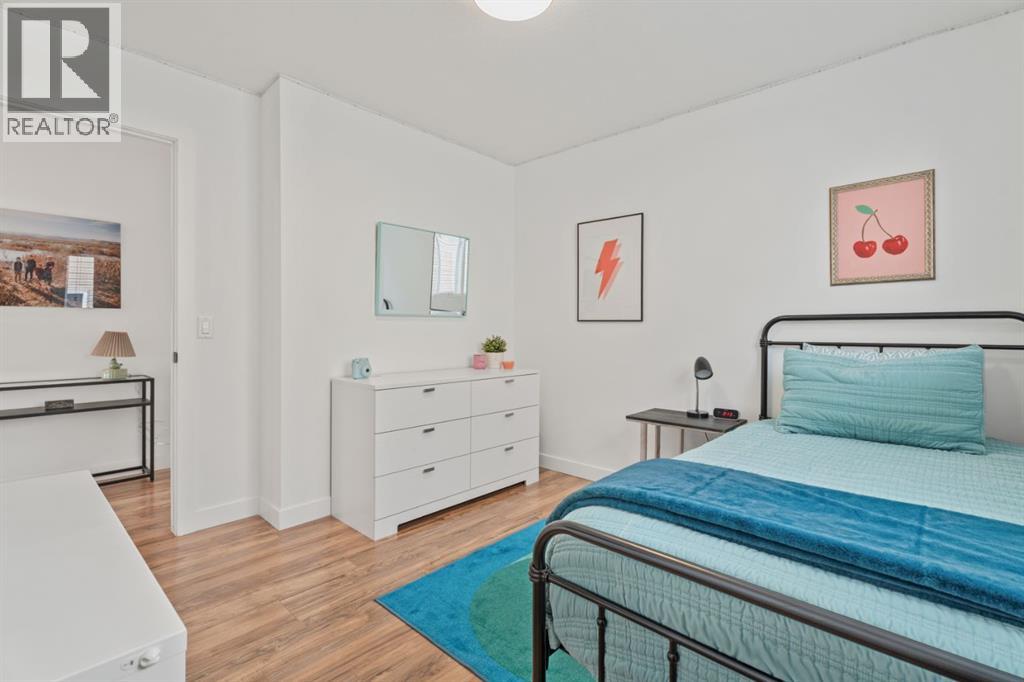 32 Chapalina Common SE, Calgary, Alberta  T2X 3X3 - Photo 31 - A2297338