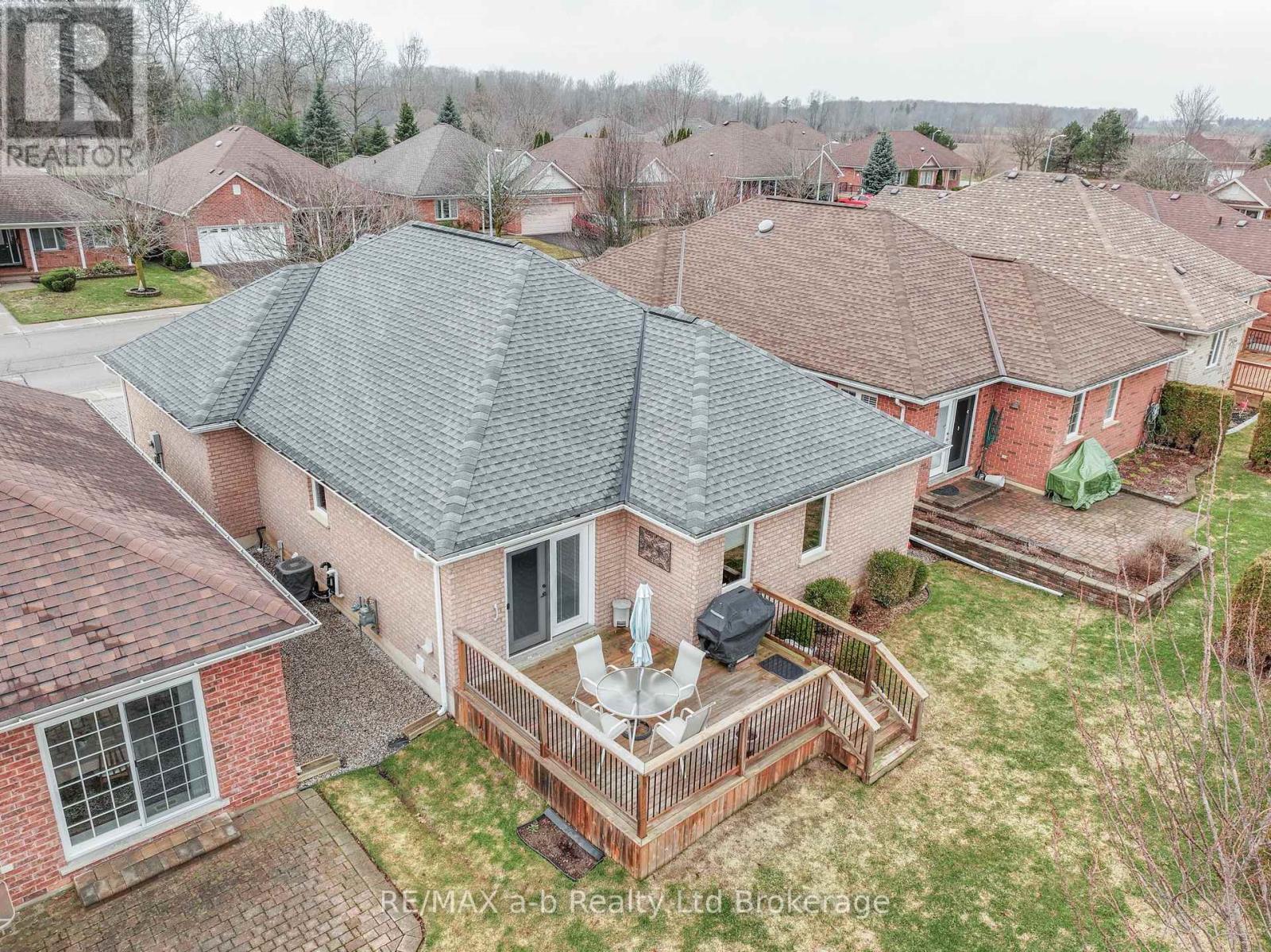 218 Baldwin Street, Tillsonburg, Ontario  N4G 5W3 - Photo 38 - X12724104