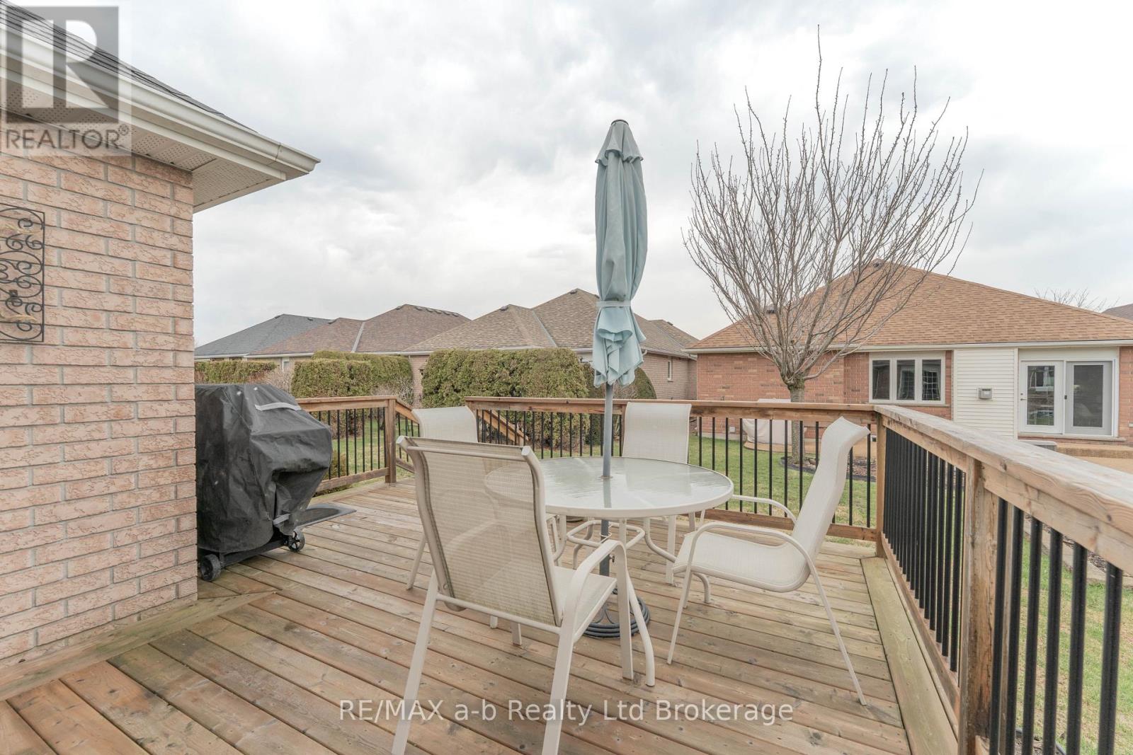 218 Baldwin Street, Tillsonburg, Ontario  N4G 5W3 - Photo 35 - X12724104