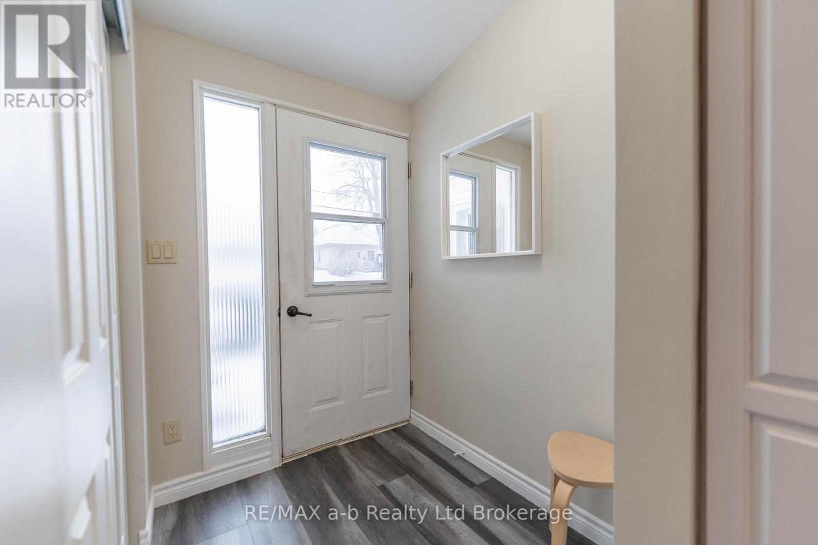 13 Potters Road N, Tillsonburg, Ontario  N4G 2G9 - Photo 16 - X12886534