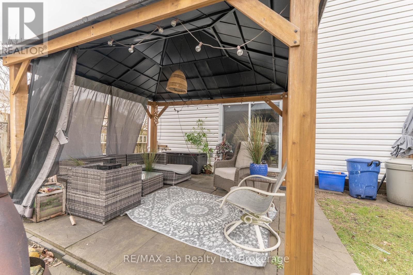 13 Potters Road N, Tillsonburg, Ontario  N4G 2G9 - Photo 36 - X12886534